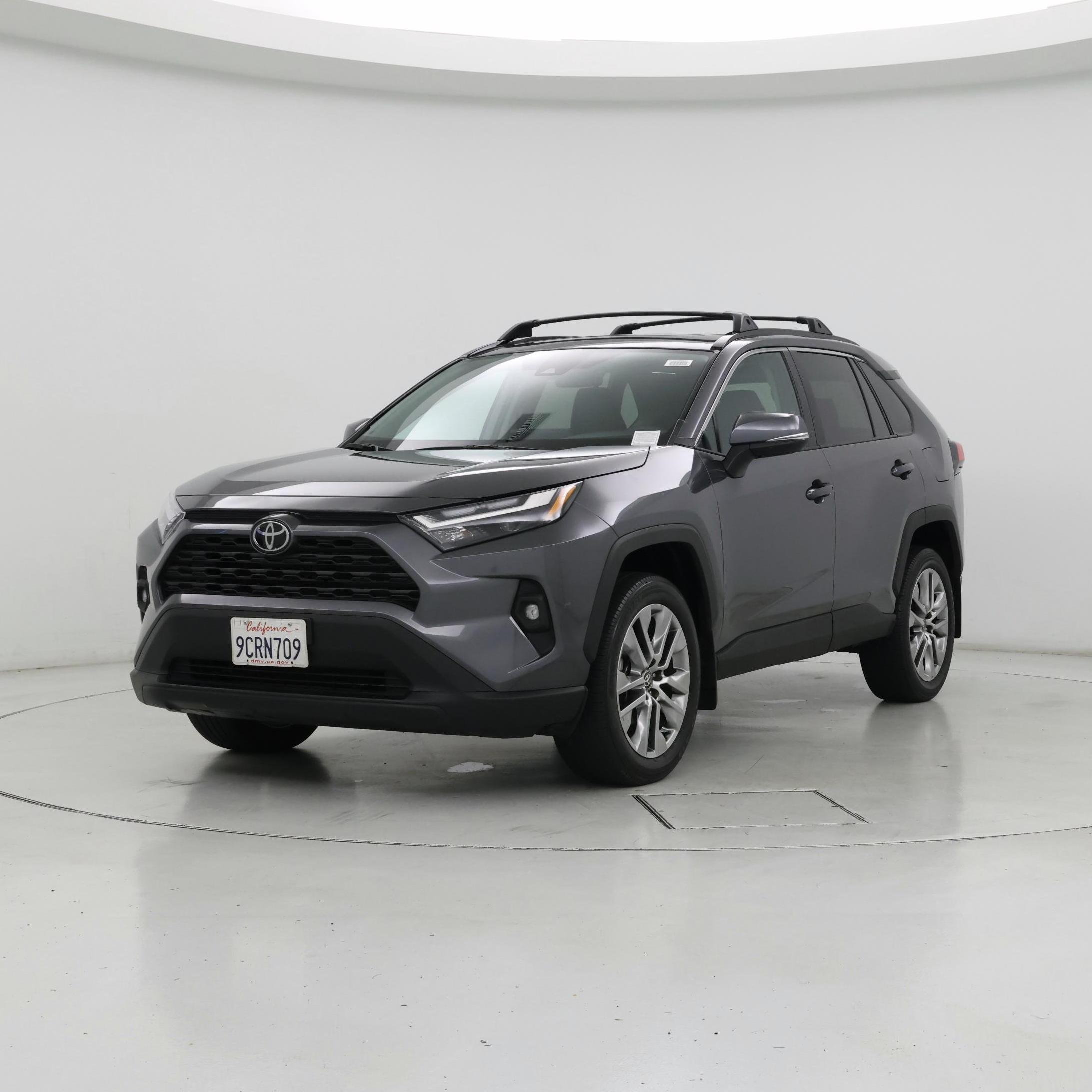 Thumbnail: 2022 Toyota RAV4 - 4