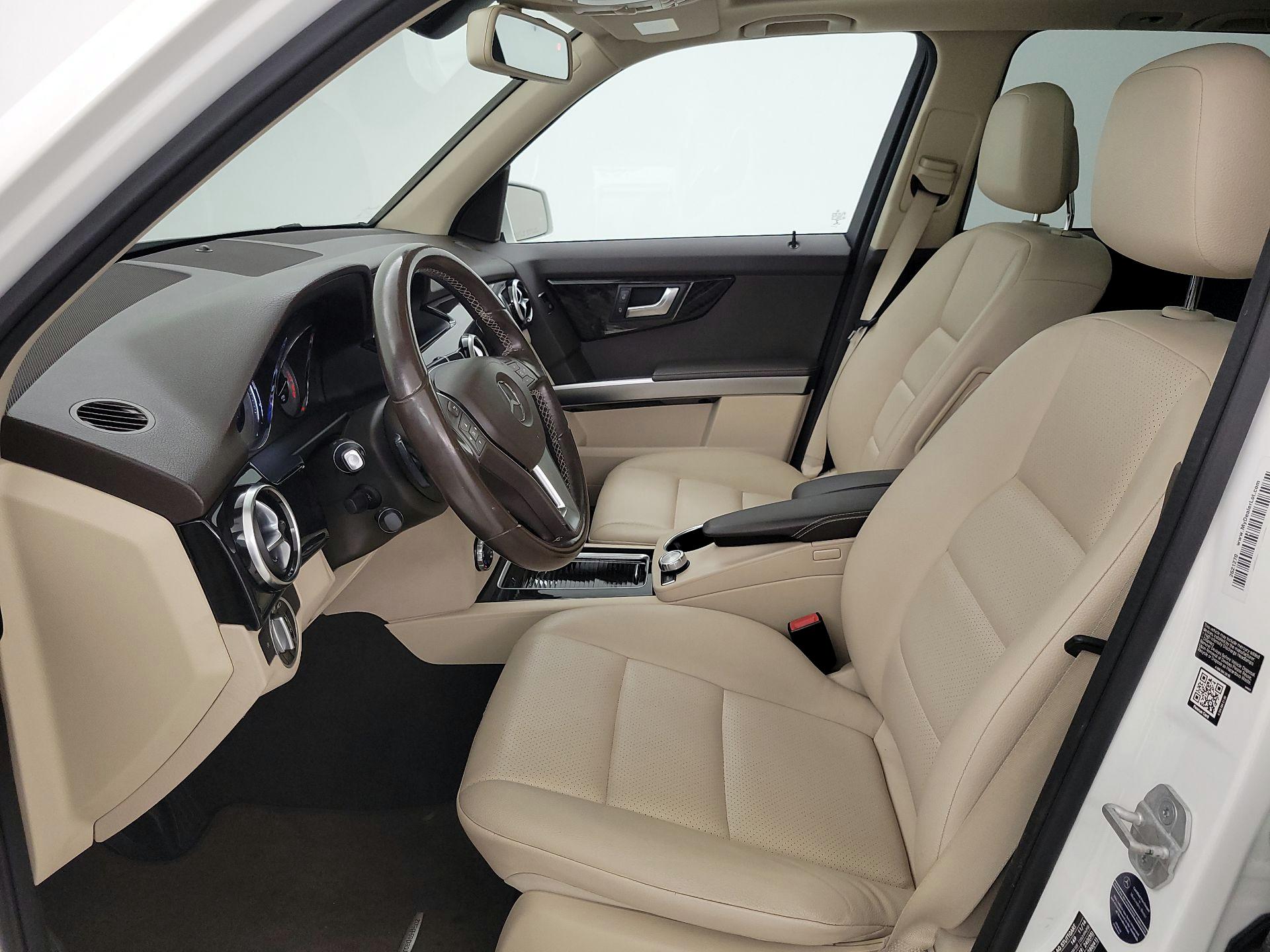 Thumbnail: 2015 Mercedes-Benz GLK - 11
