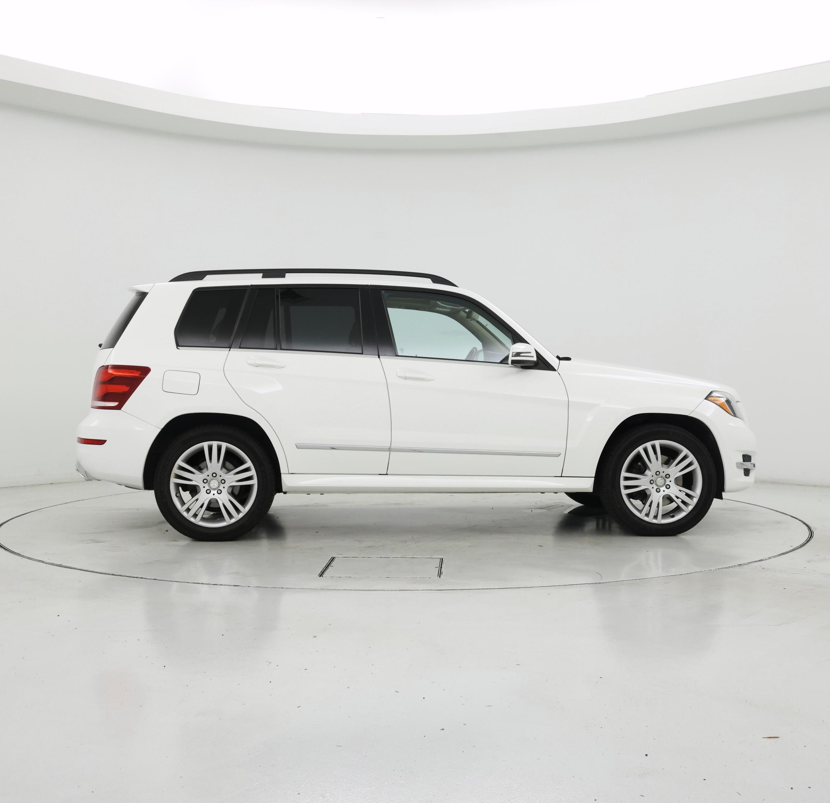 Thumbnail: 2015 Mercedes-Benz GLK - 7