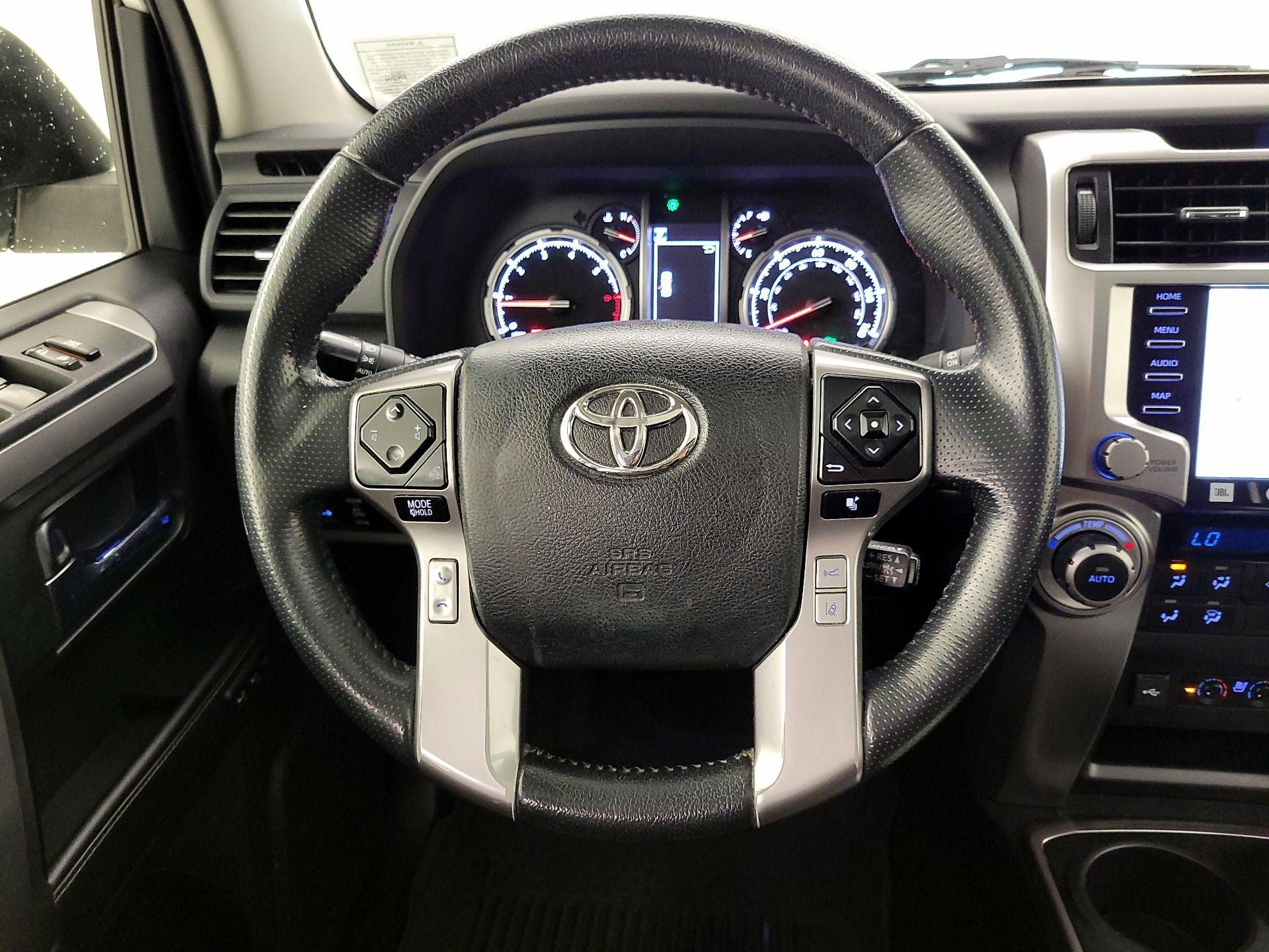 Thumbnail: 2022 Toyota 4Runner - 10
