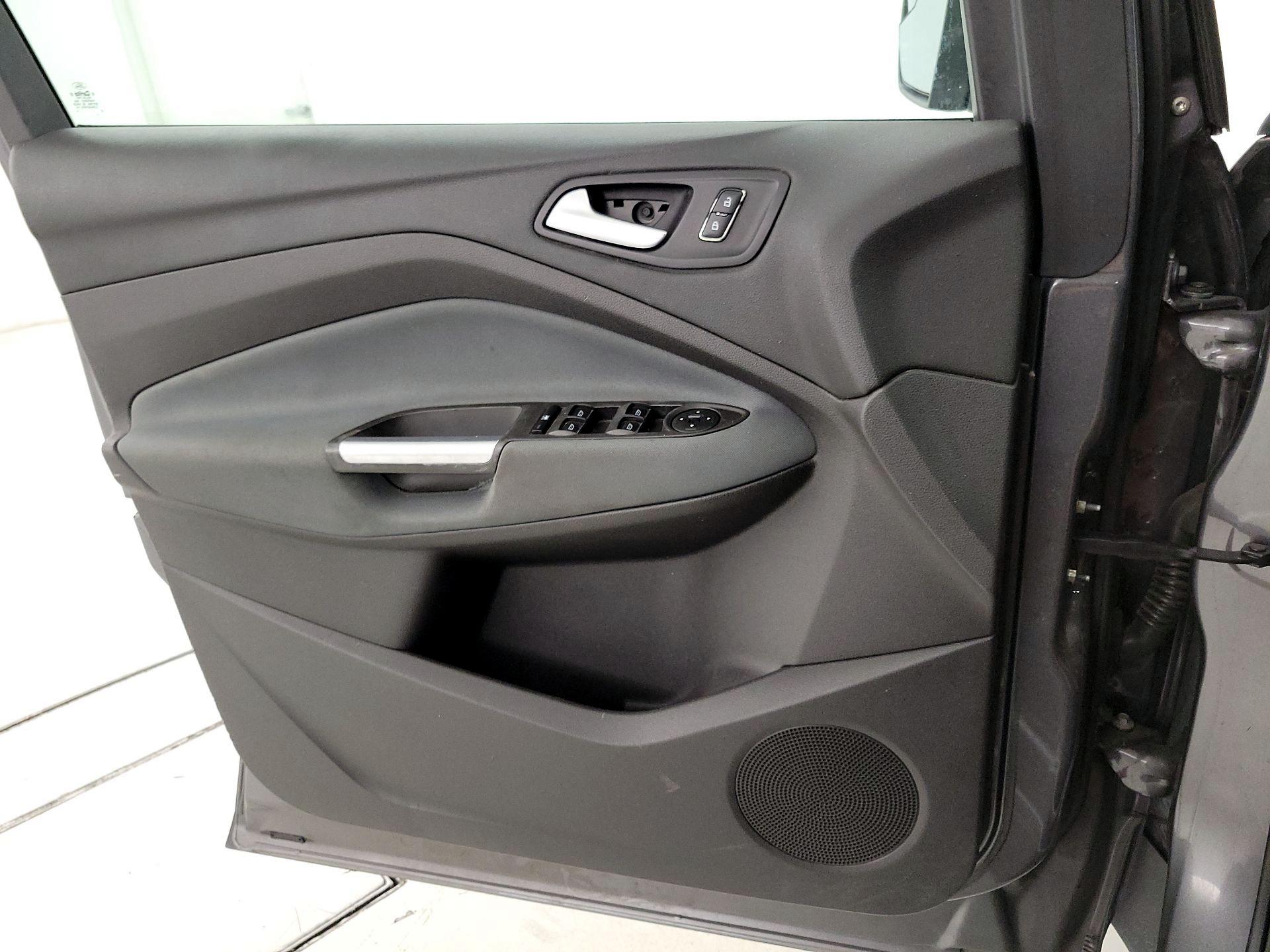 Thumbnail: 2013 Ford Escape - 12