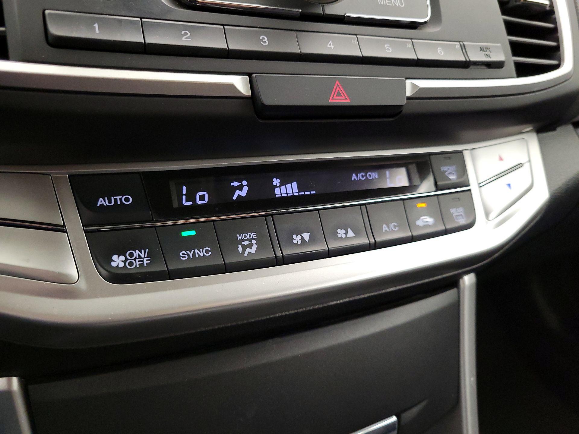 Thumbnail: 2014 Honda Accord - 16