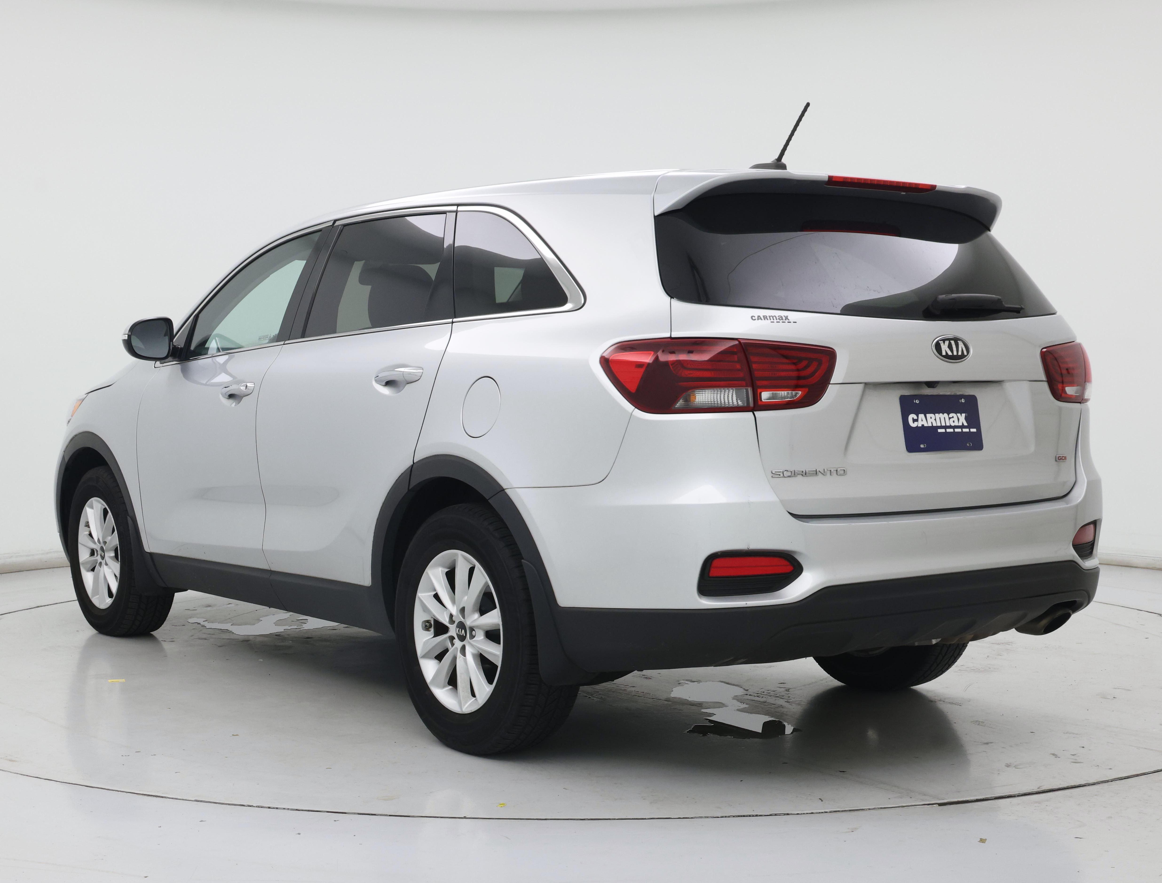 Thumbnail: 2019 Kia Sorento - 2
