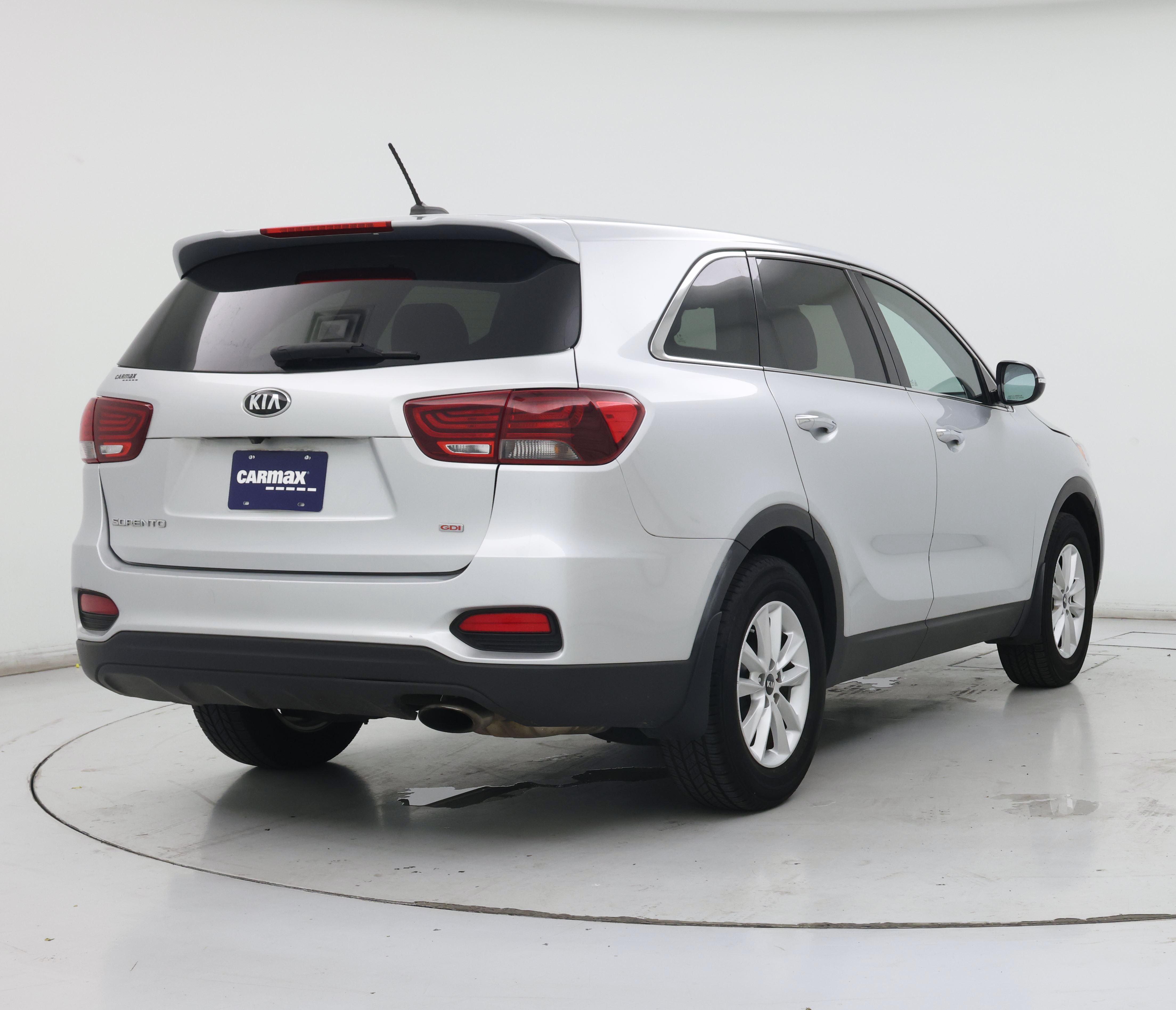 Thumbnail: 2019 Kia Sorento - 8