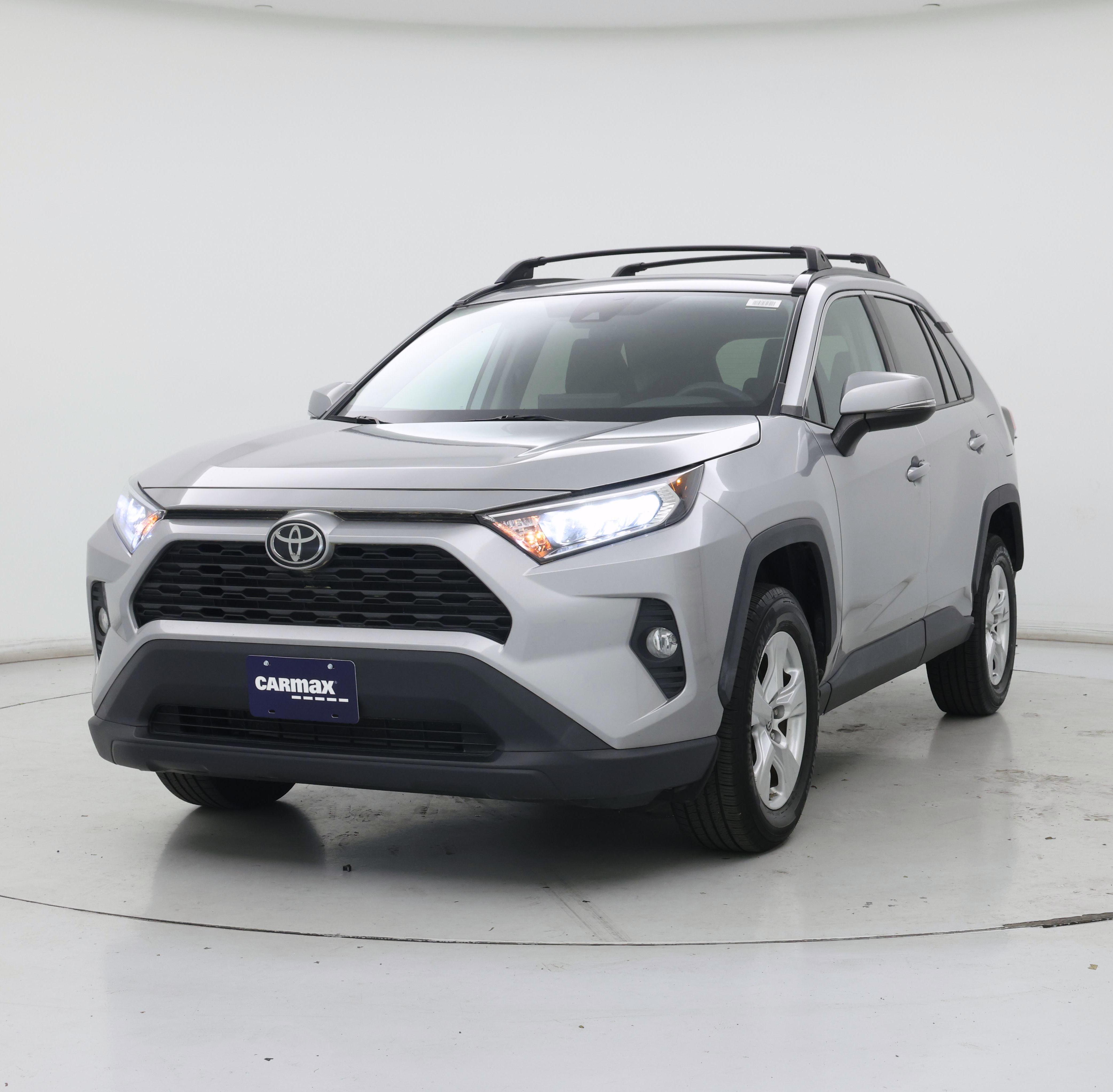 Thumbnail: 2019 Toyota RAV4 - 4
