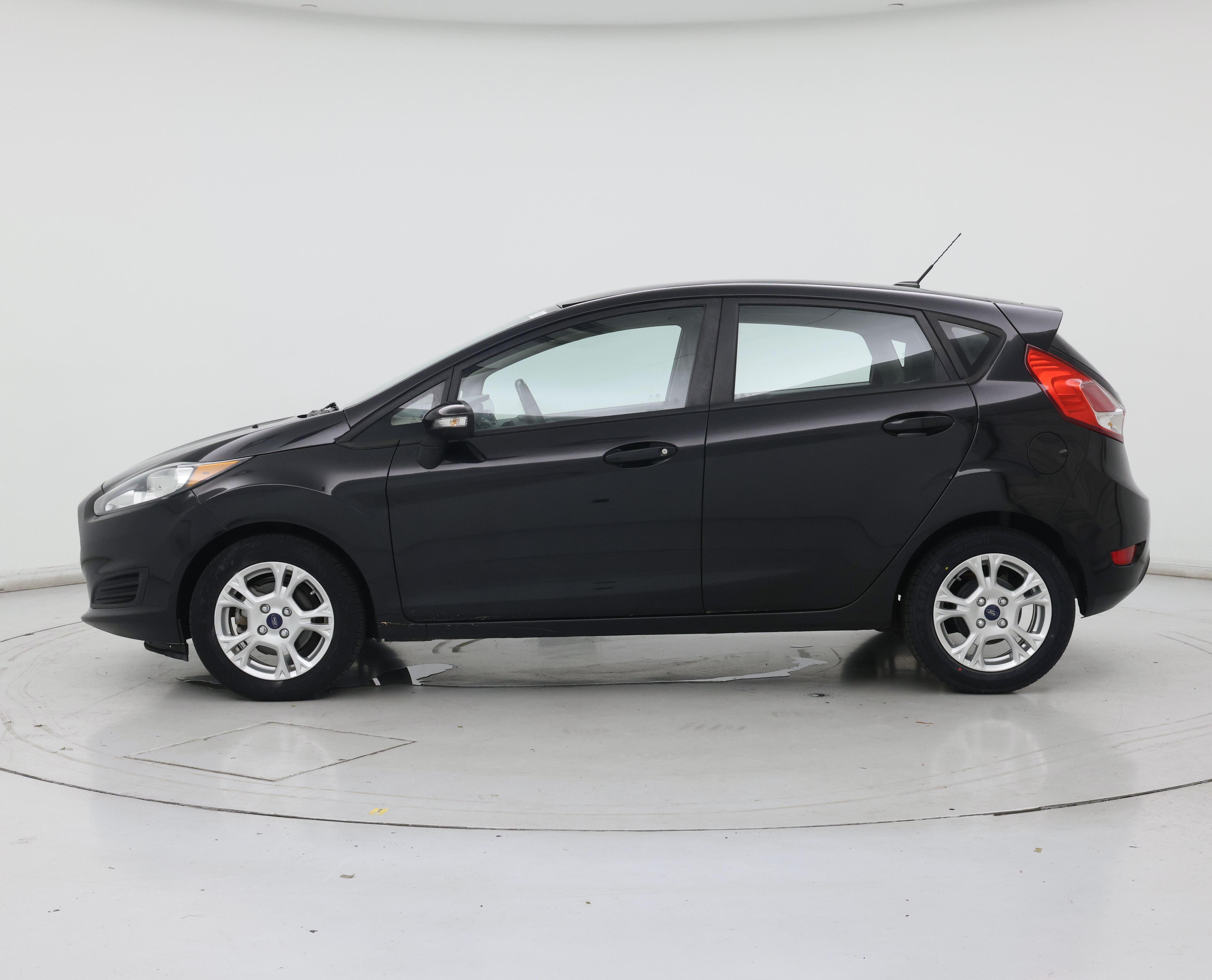 Thumbnail: 2015 Ford Fiesta - 3