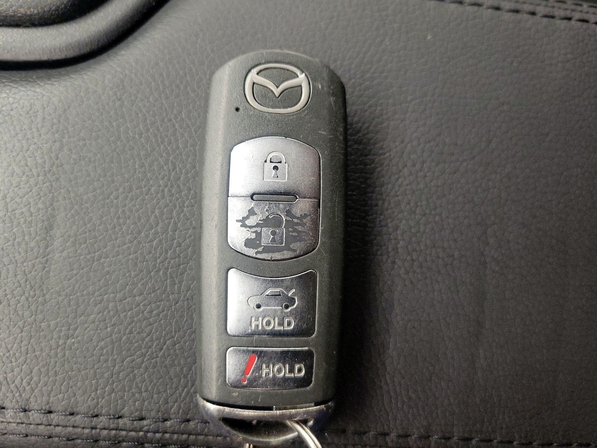 Thumbnail: 2013 Mazda MX-5 Miata - 20