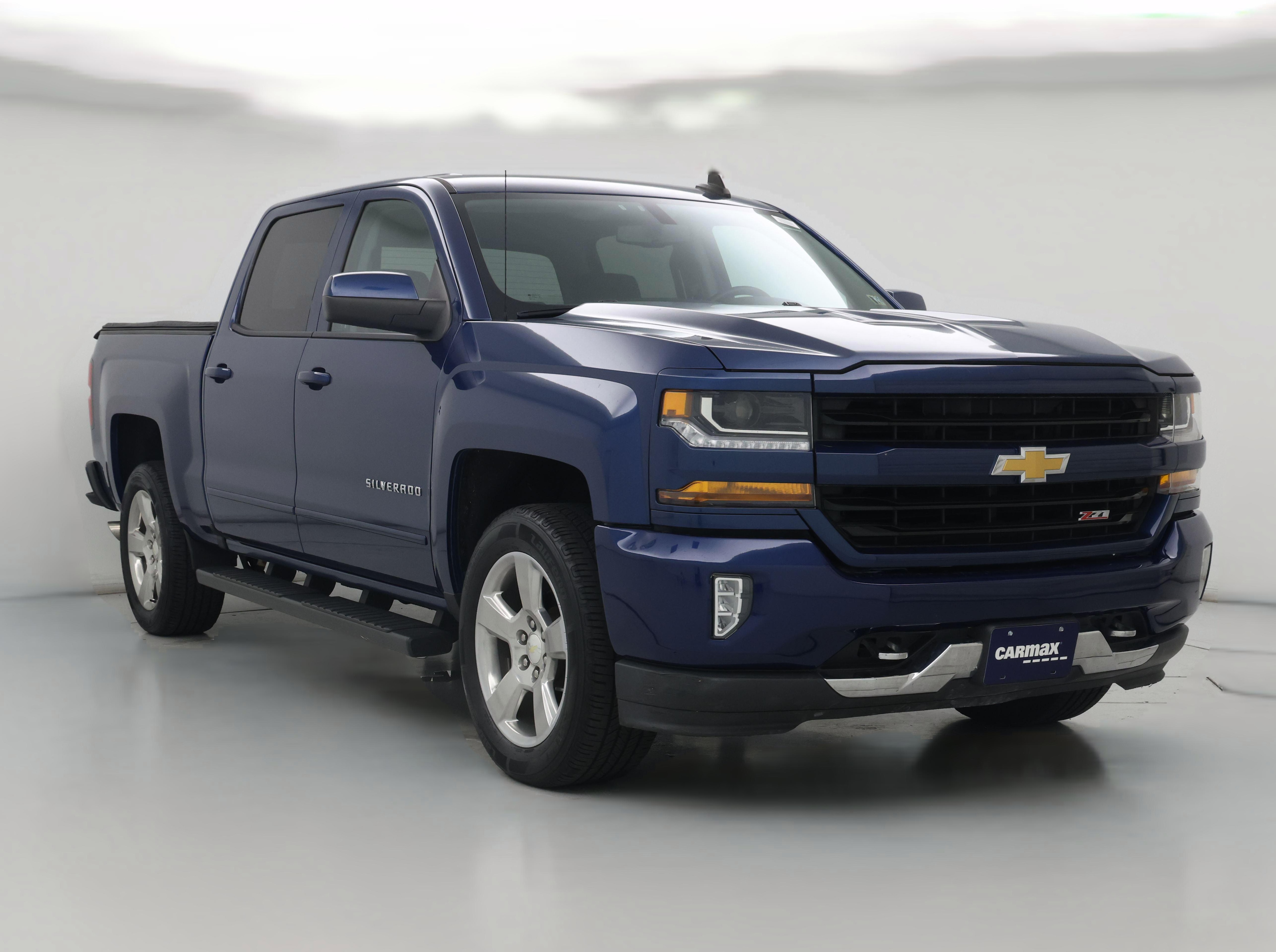 Thumbnail: 2018 Chevrolet Silverado 1500 - 1