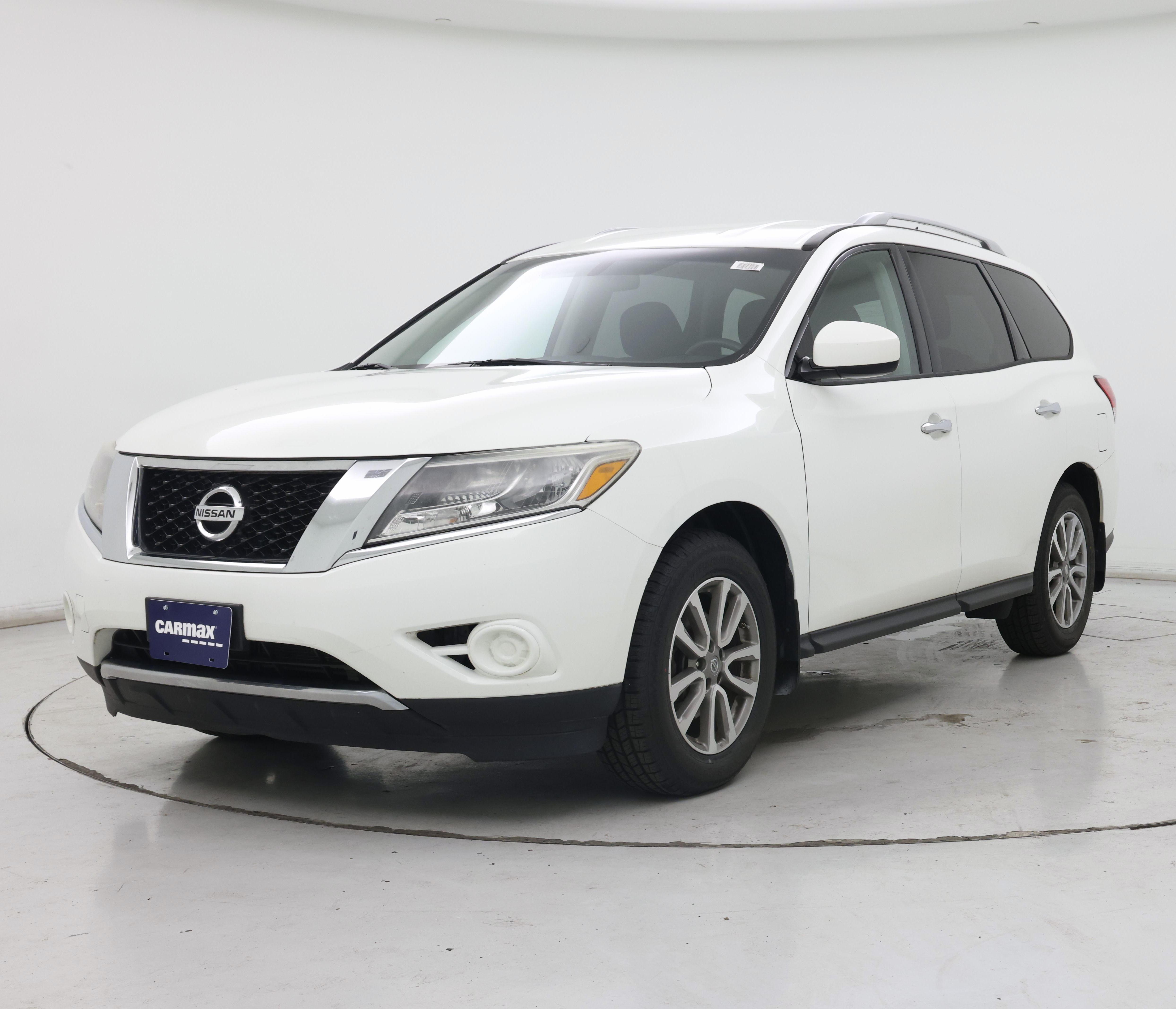 Thumbnail: 2015 Nissan Pathfinder - 4