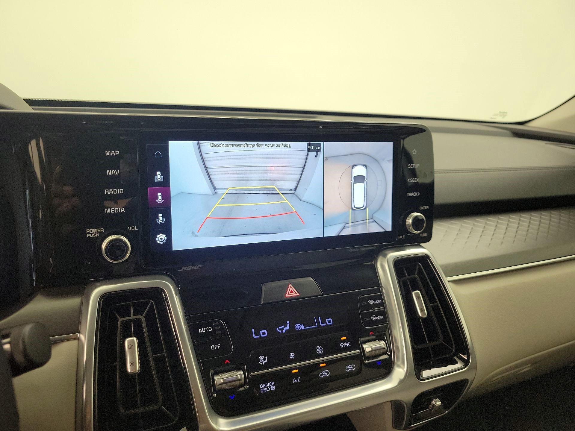 Thumbnail: 2023 Kia Sorento - 15