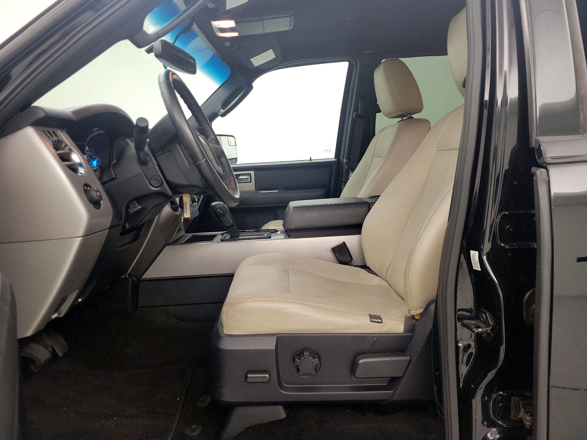 Thumbnail: 2017 Ford Expedition - 11