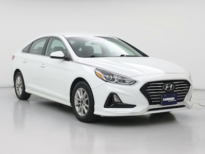 White 2018 Hyundai Sonata SE