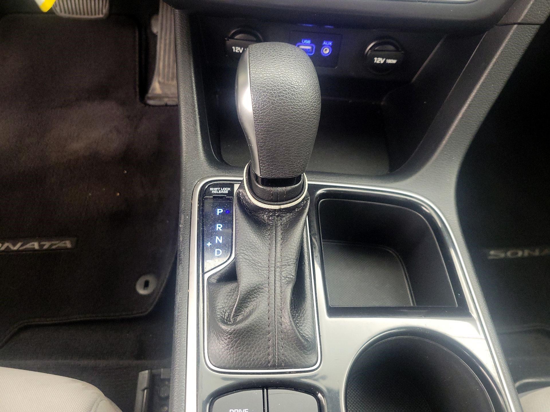 Thumbnail: 2018 Hyundai Sonata - 17