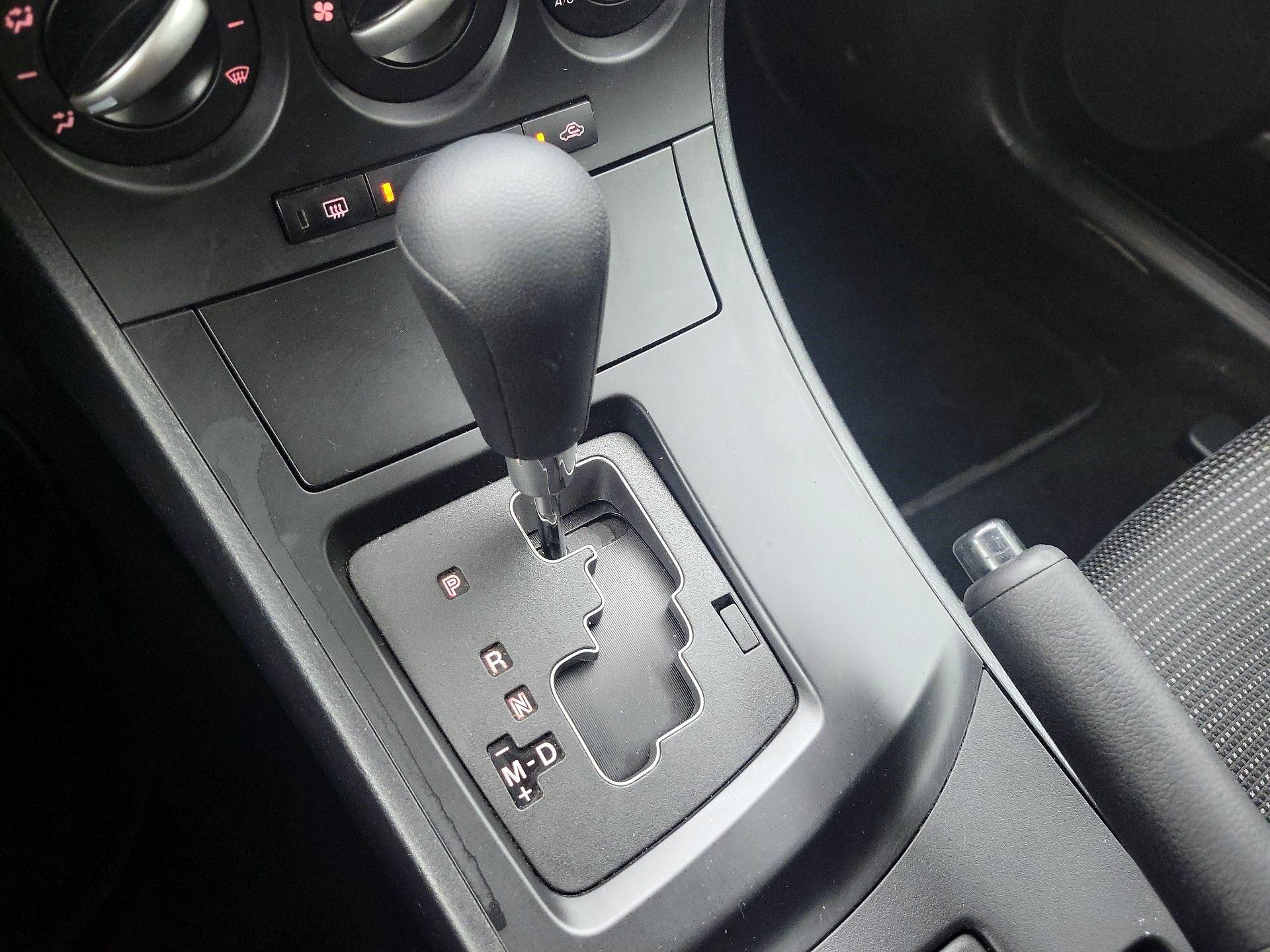 Thumbnail: 2013 Mazda Mazda3 - 16