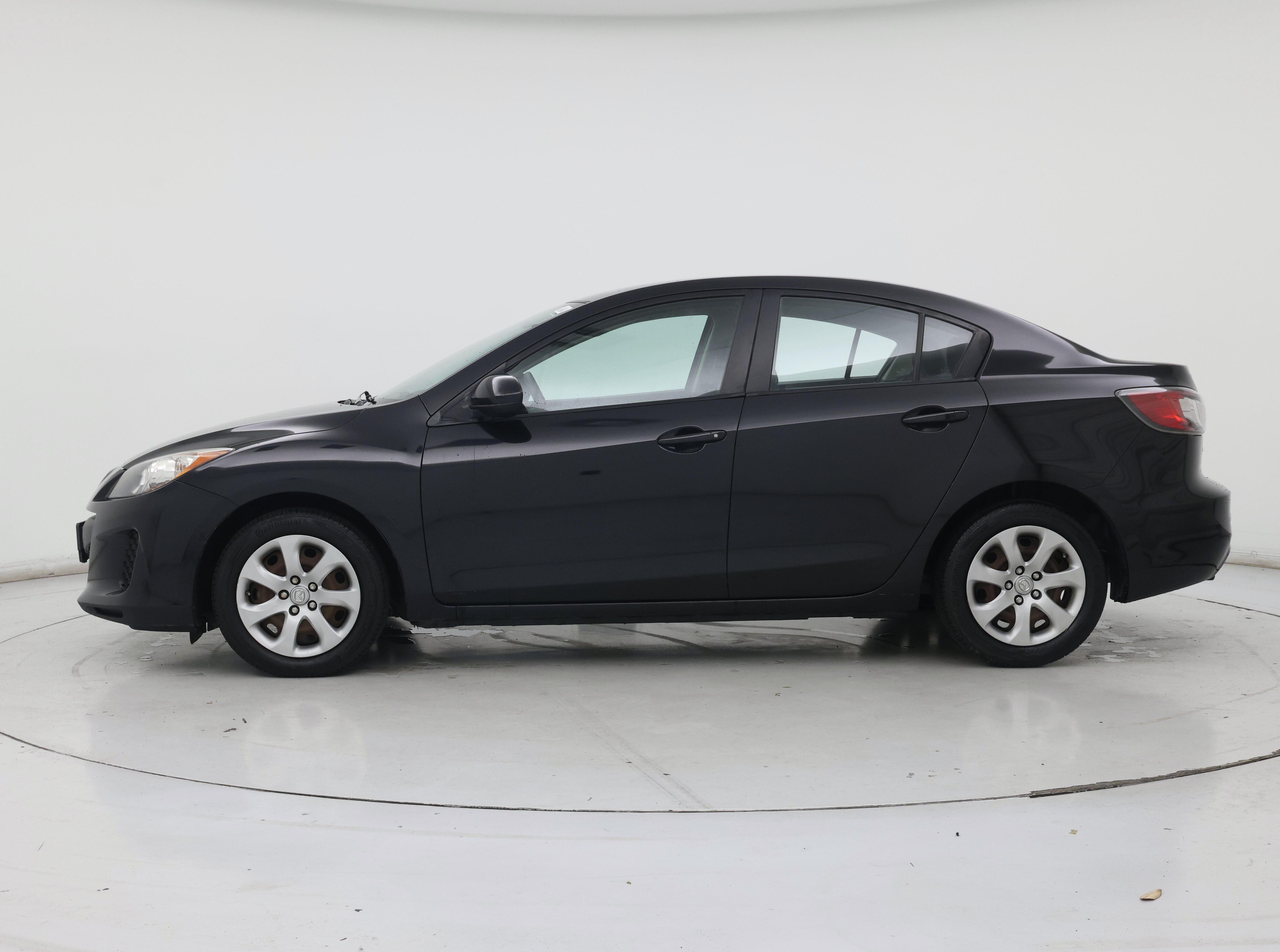 Thumbnail: 2013 Mazda Mazda3 - 3