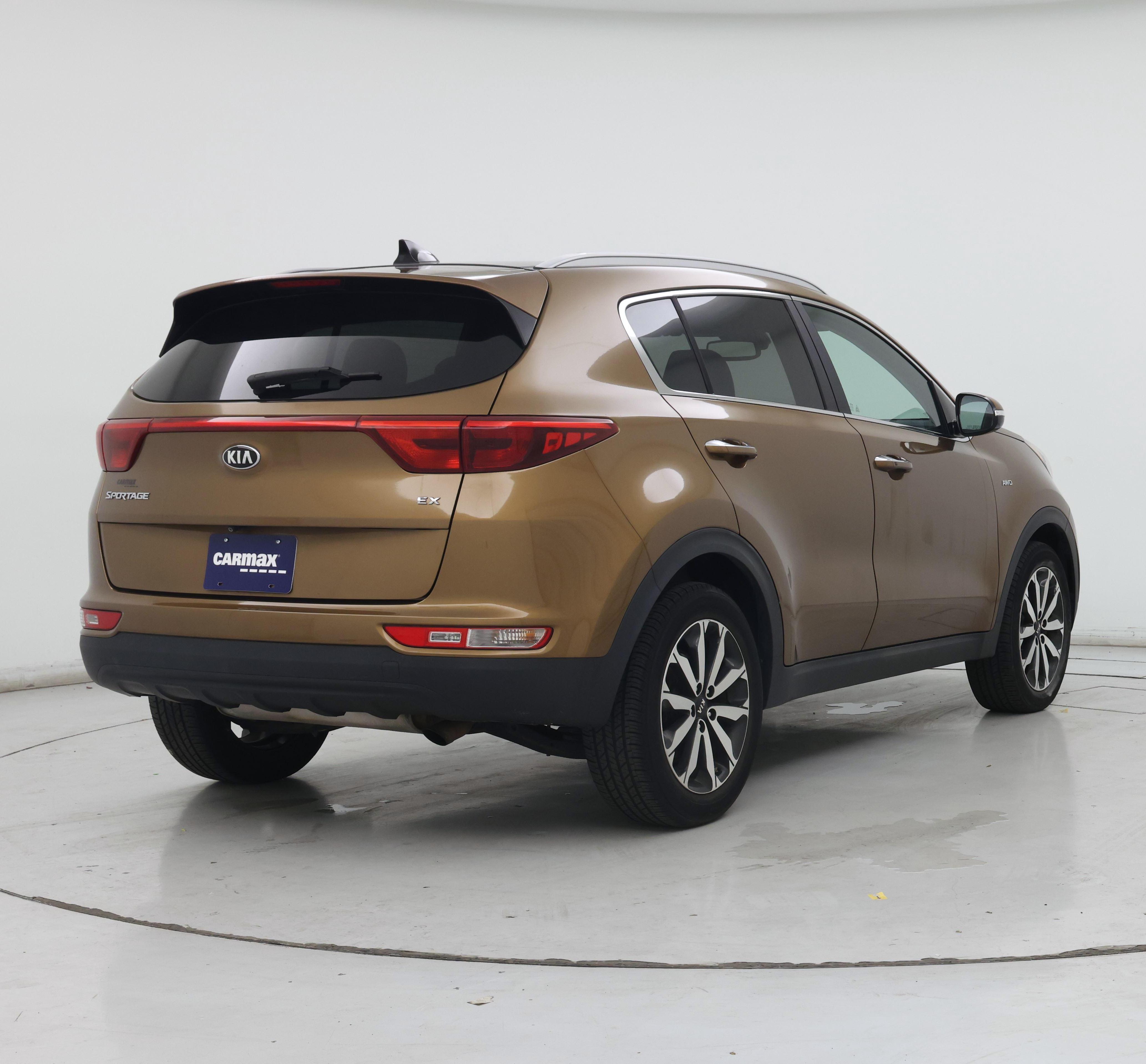 Thumbnail: 2017 Kia Sportage - 8