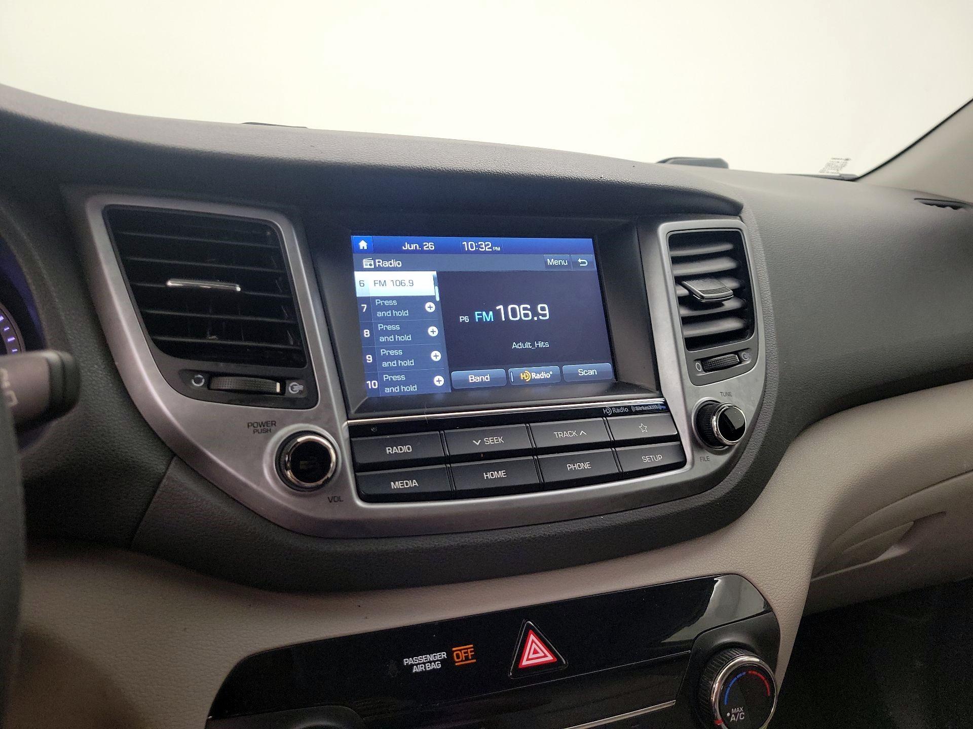 Thumbnail: 2018 Hyundai Tucson - 15