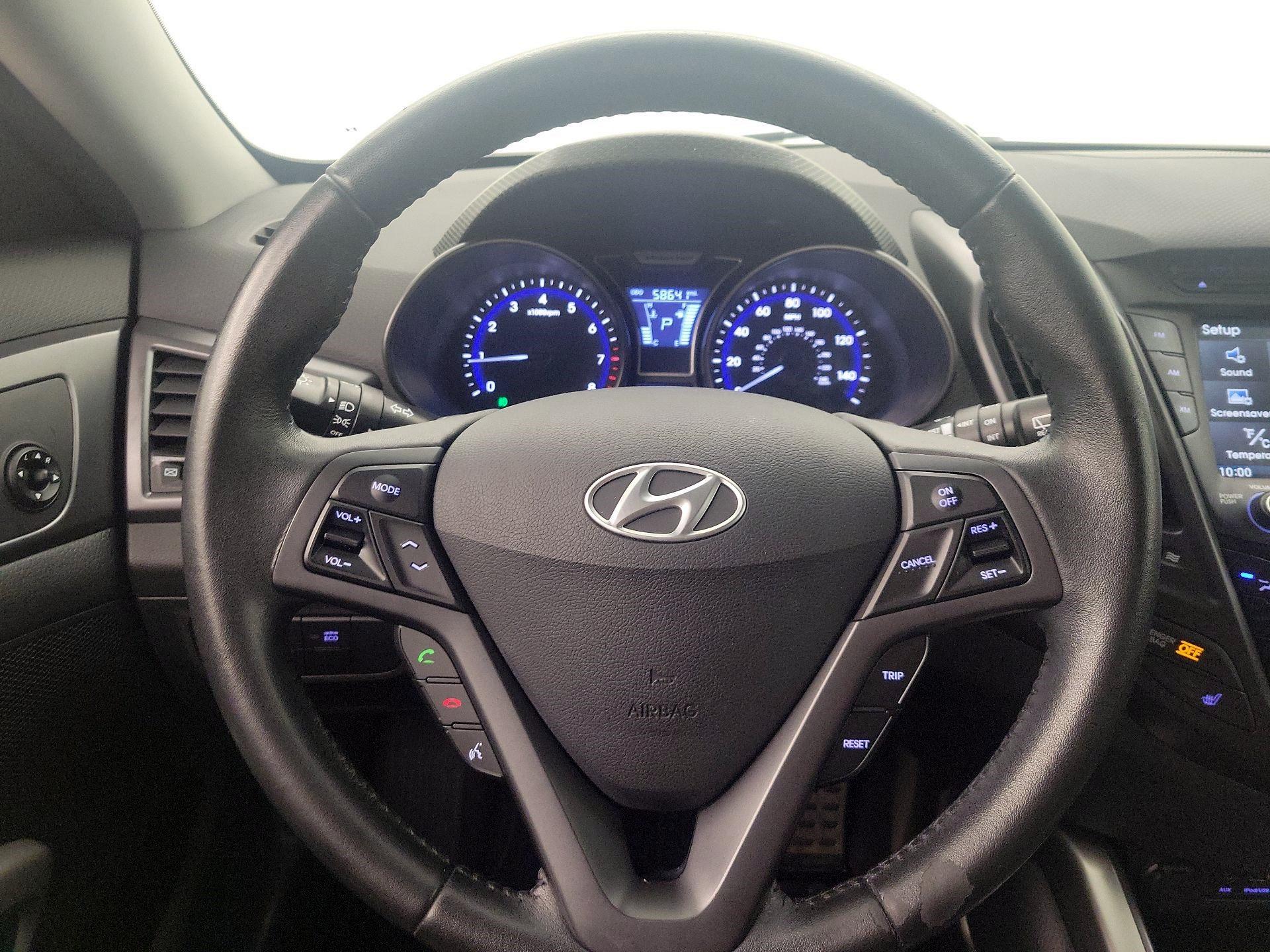 Thumbnail: 2013 Hyundai Veloster - 10