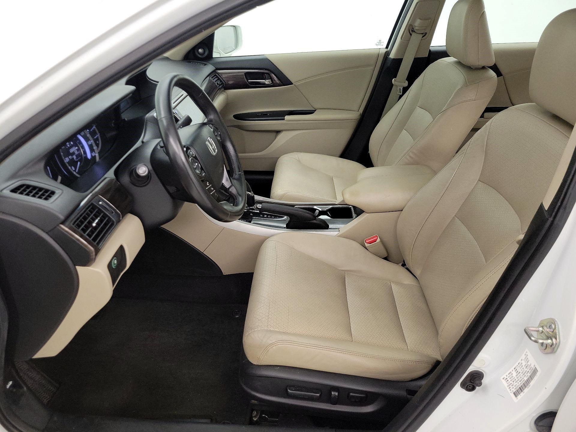 Thumbnail: 2017 Honda Accord - 11