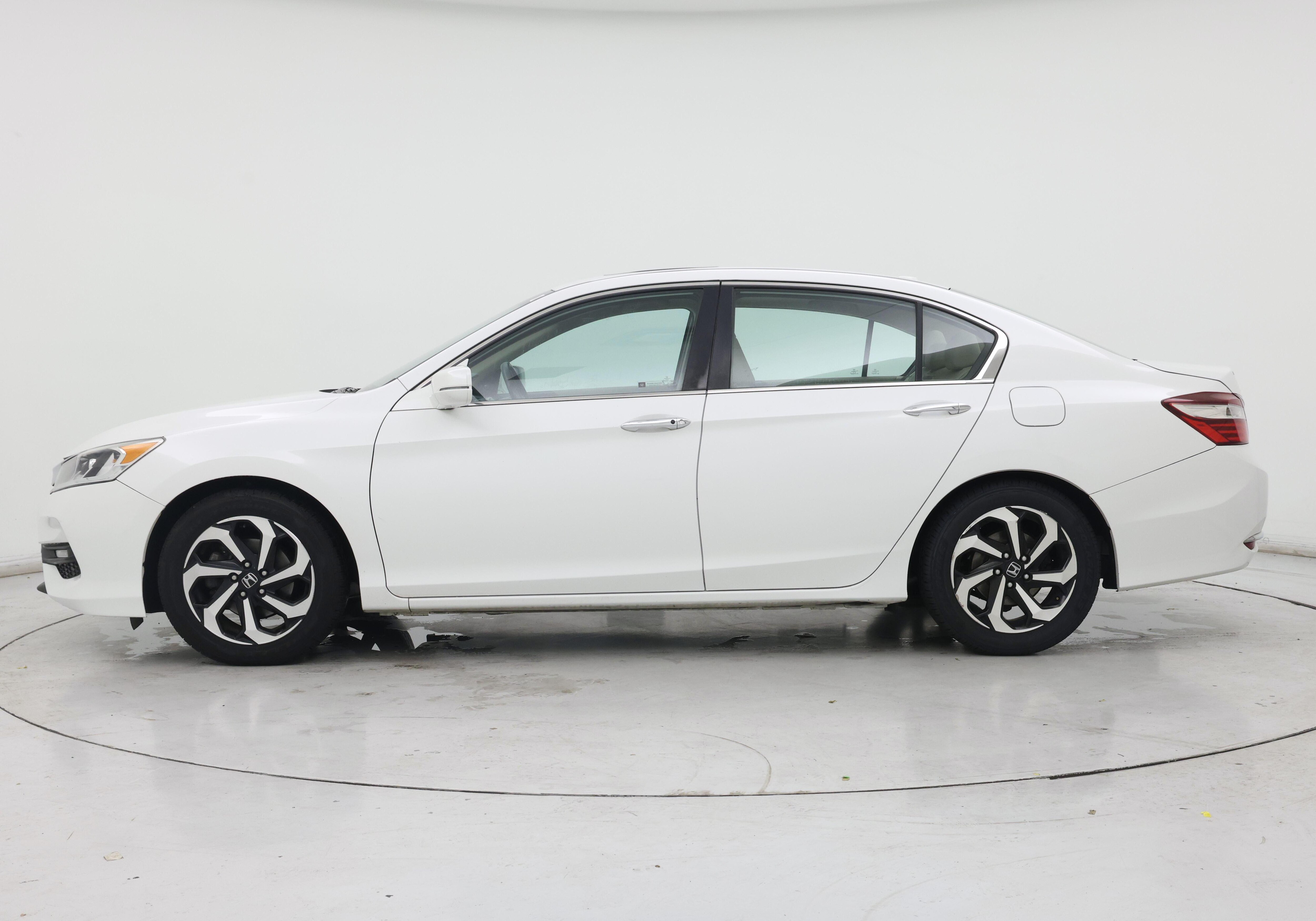 Thumbnail: 2017 Honda Accord - 3