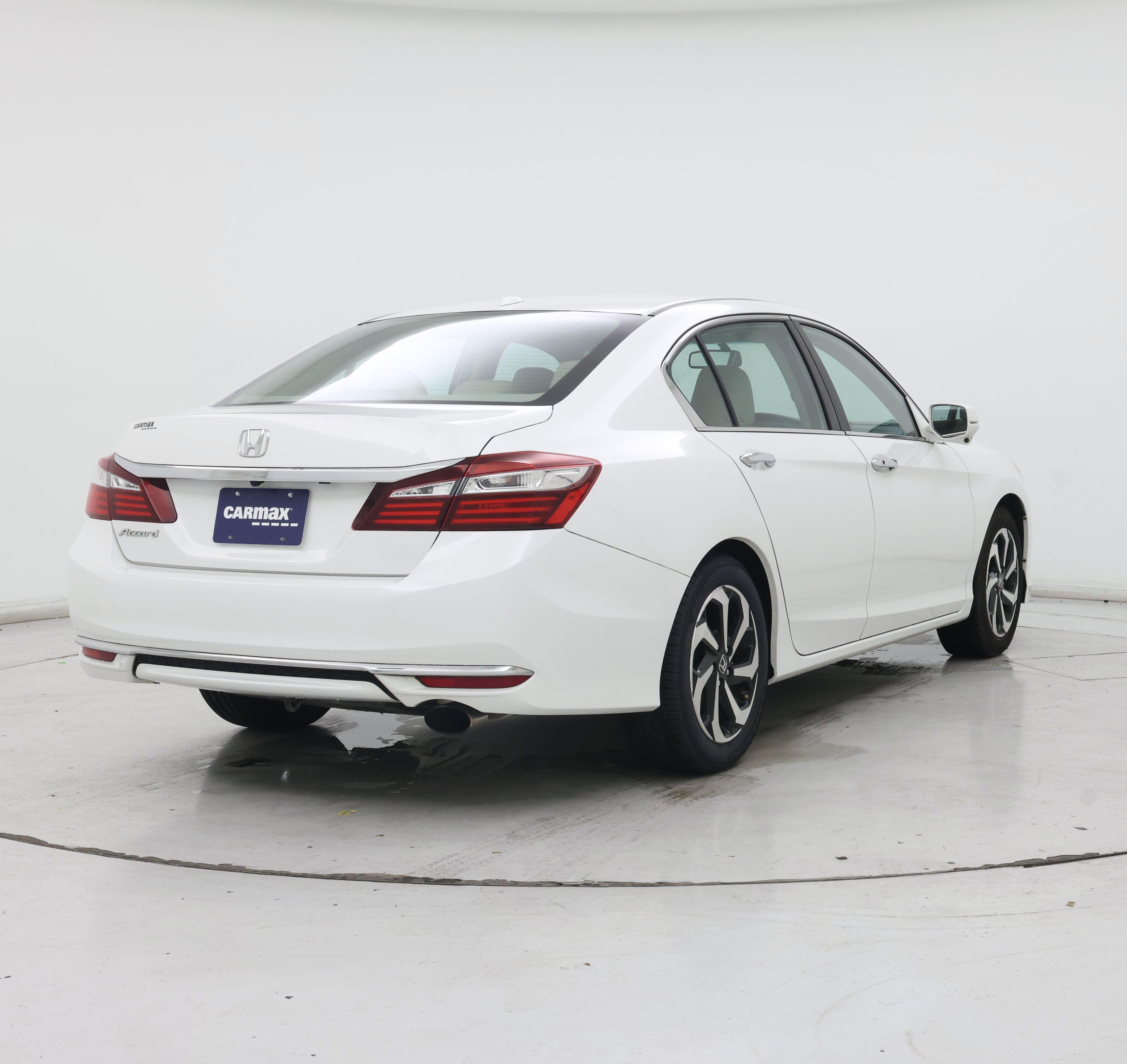 Thumbnail: 2017 Honda Accord - 8