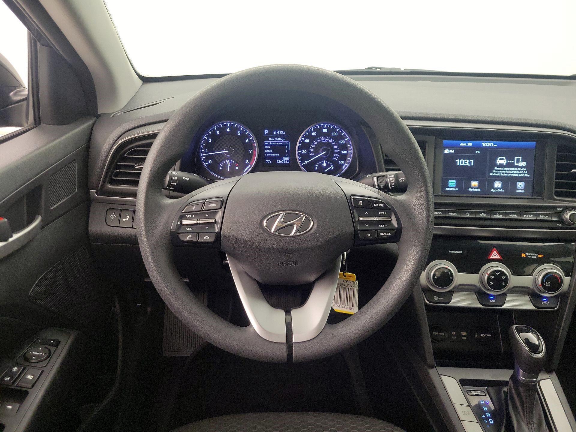 Thumbnail: 2019 Hyundai Elantra - 10