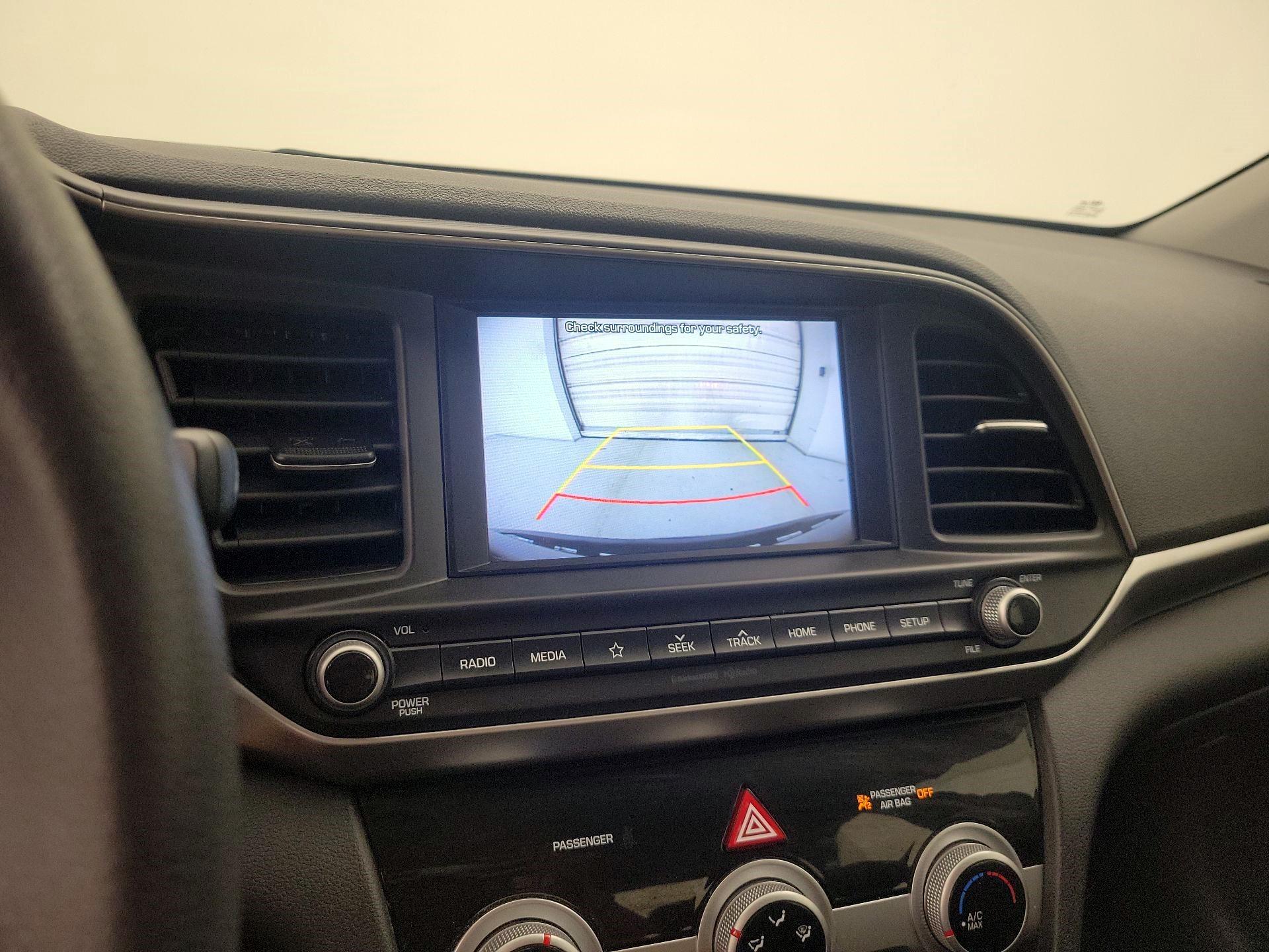 Thumbnail: 2019 Hyundai Elantra - 14