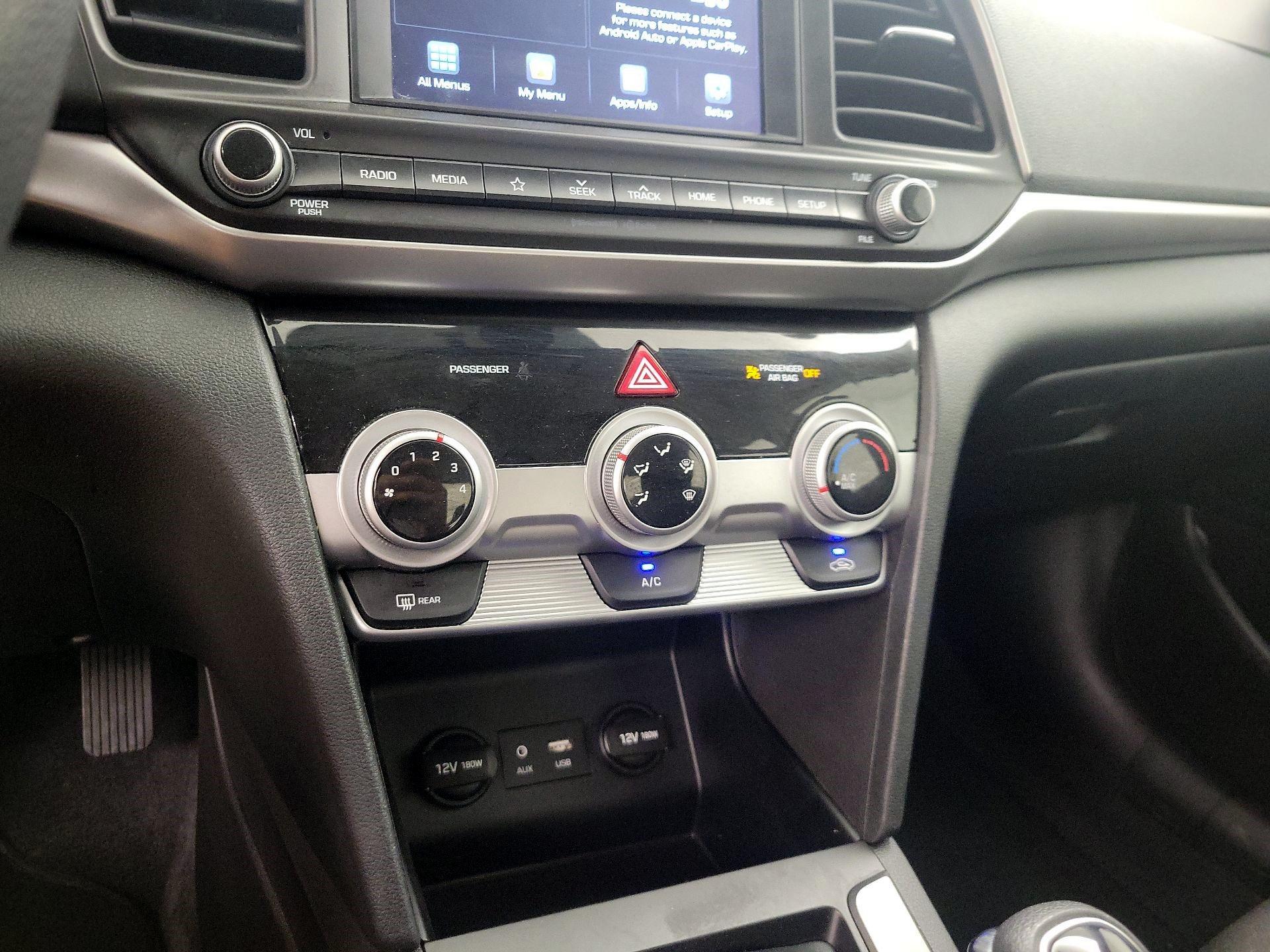 Thumbnail: 2019 Hyundai Elantra - 16