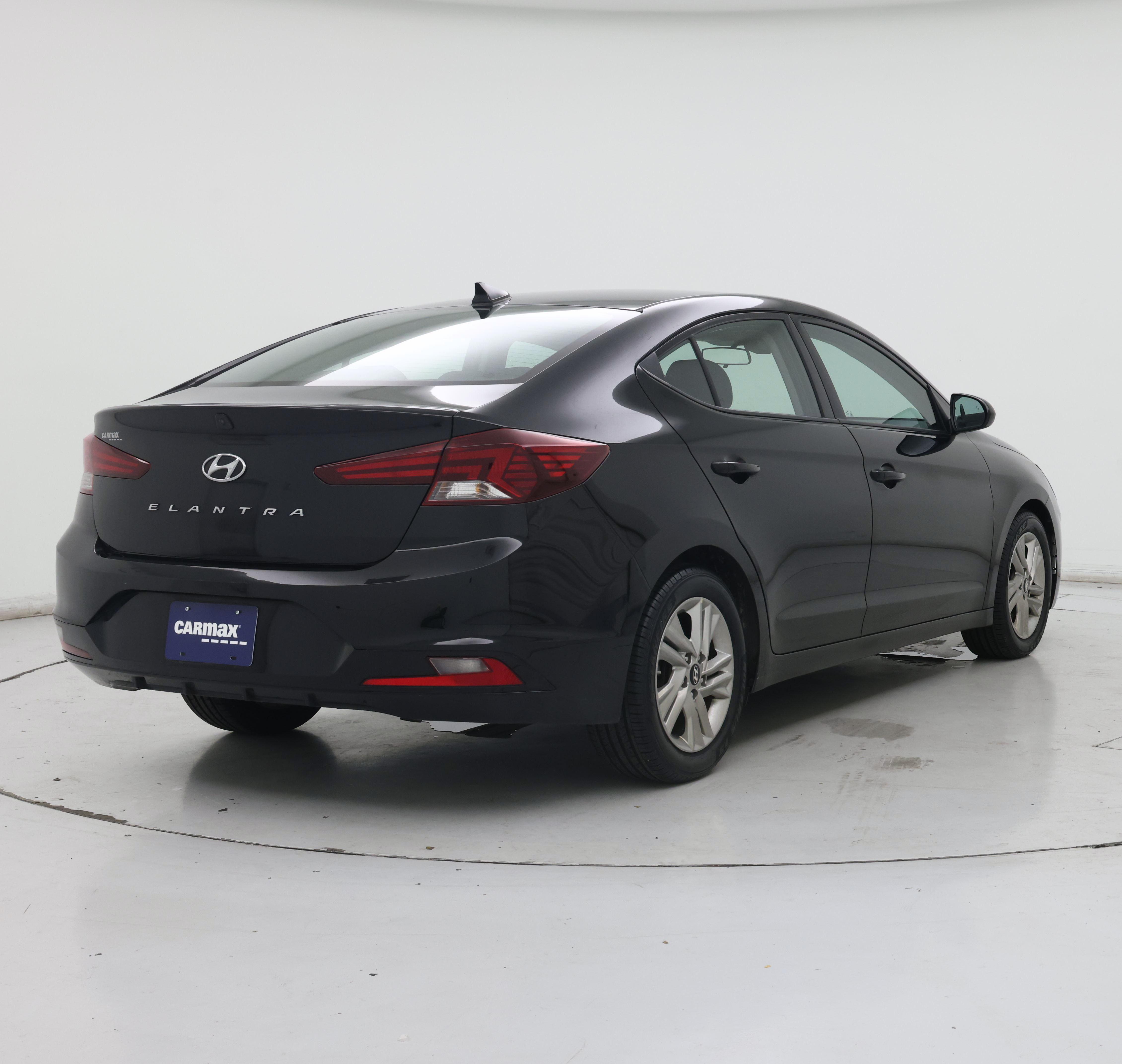 Thumbnail: 2019 Hyundai Elantra - 8