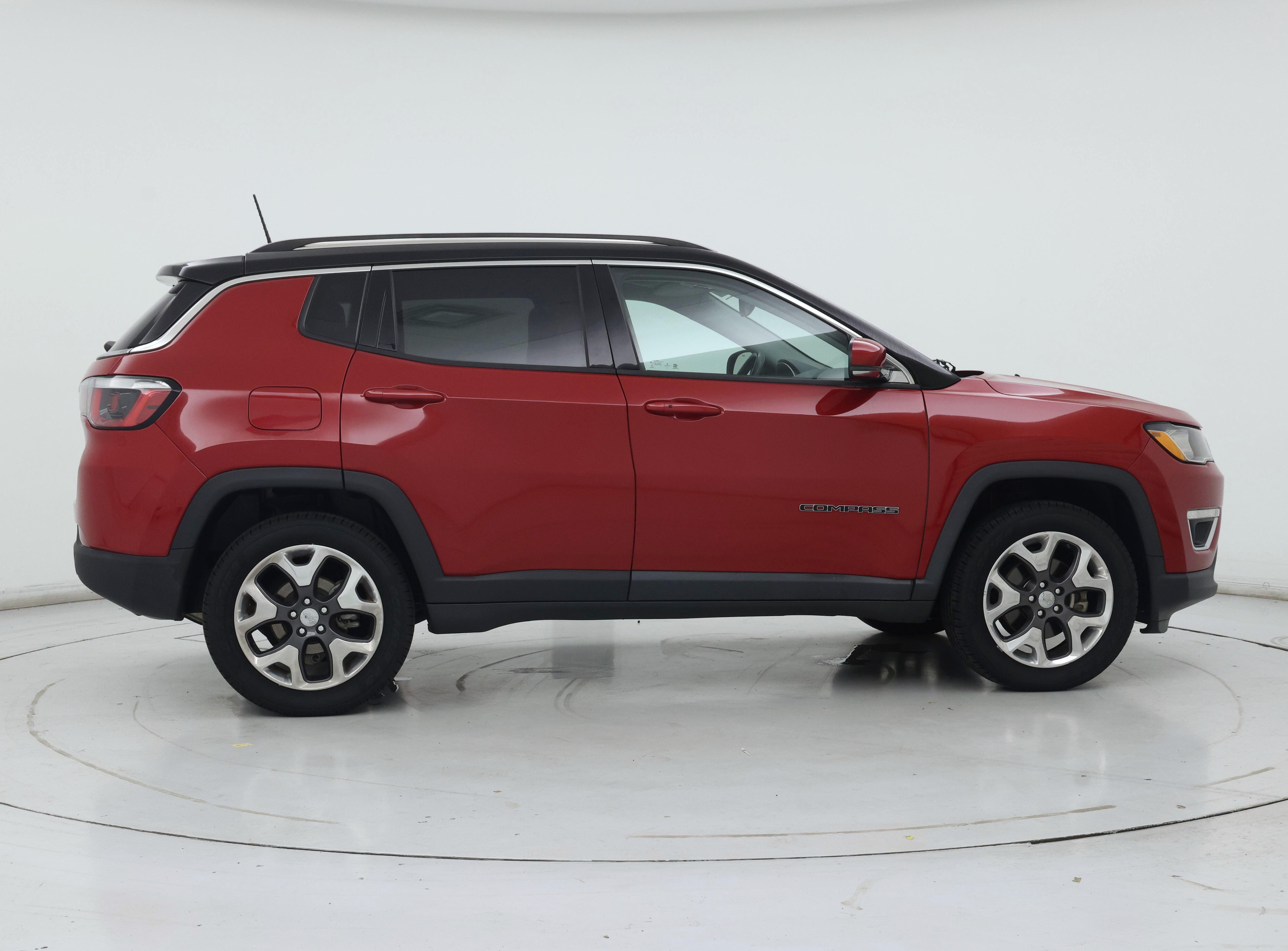 Thumbnail: 2017 Jeep Compass - 7