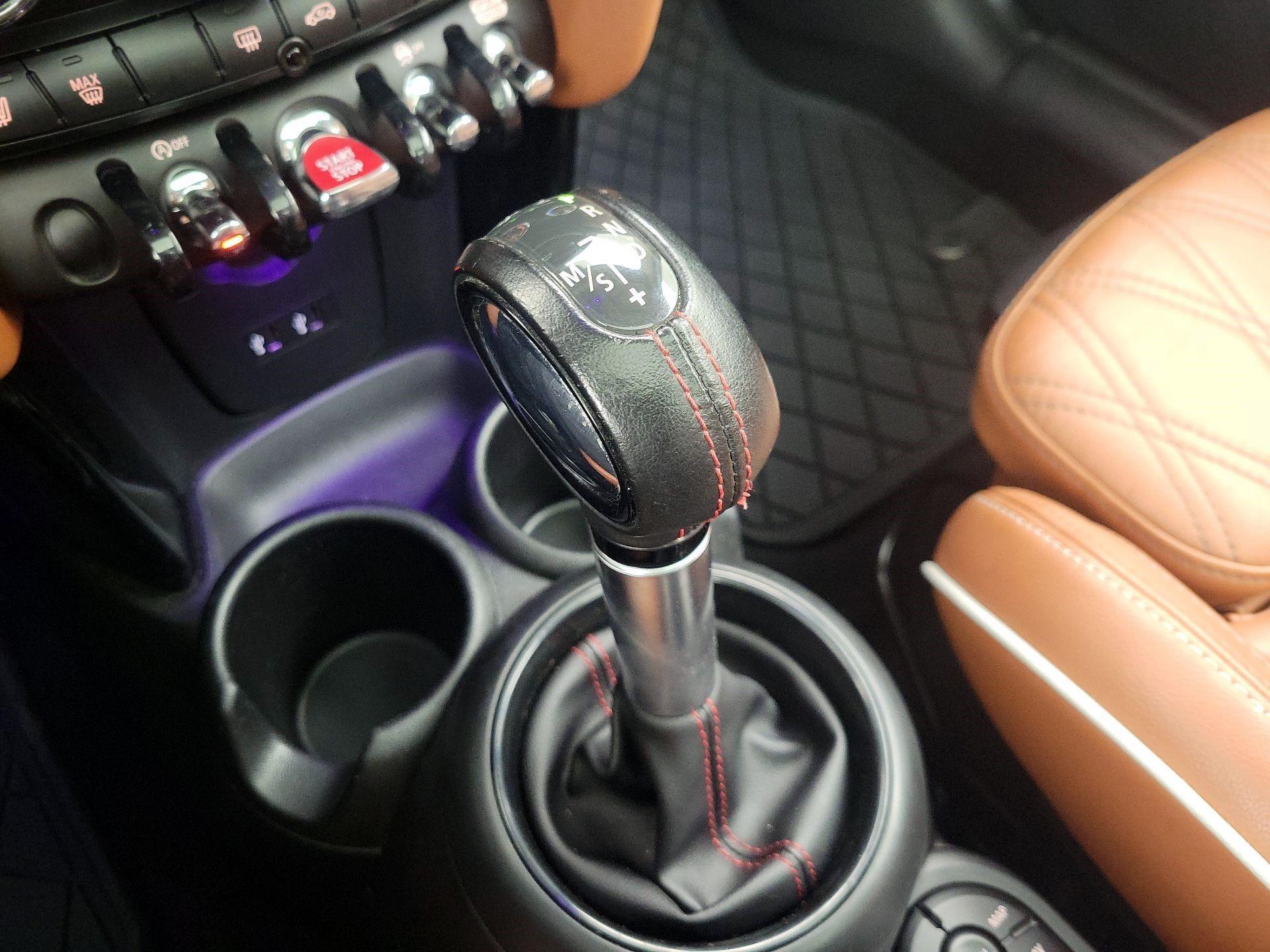 Thumbnail: 2019 MINI Cooper Hardtop - 18