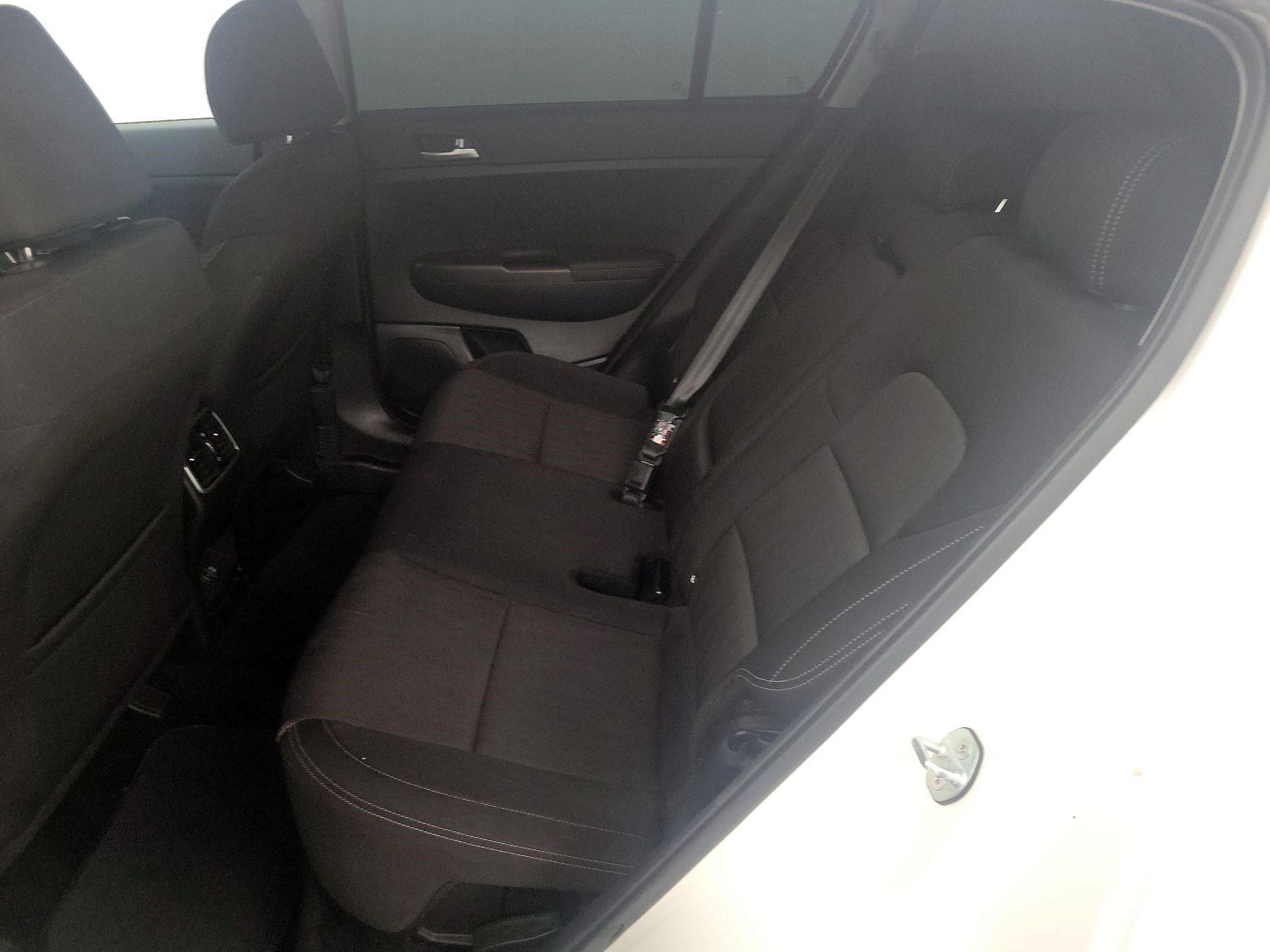 Thumbnail: 2021 Kia Sportage - 19
