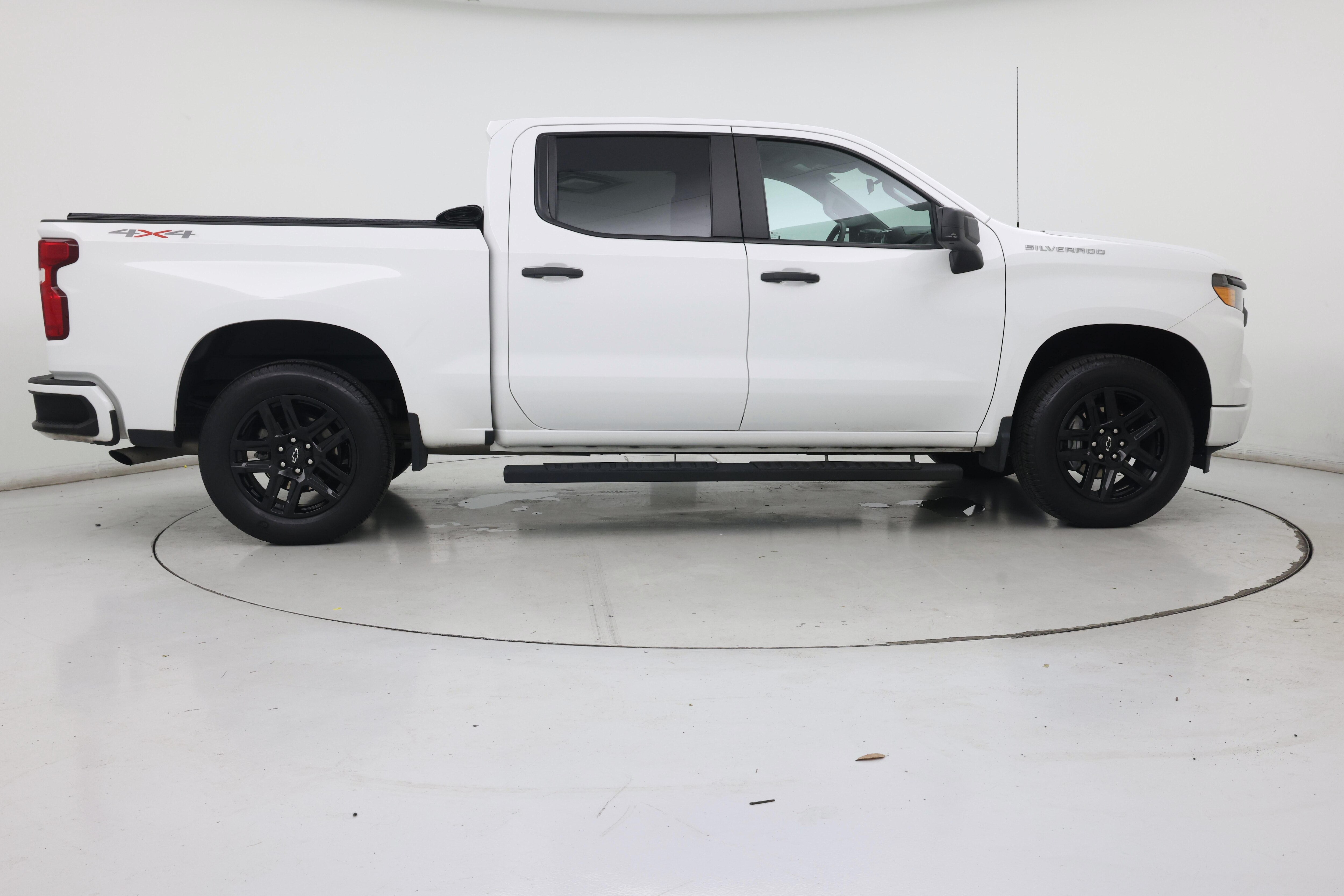 Thumbnail: 2022 Chevrolet Silverado 1500 - 7
