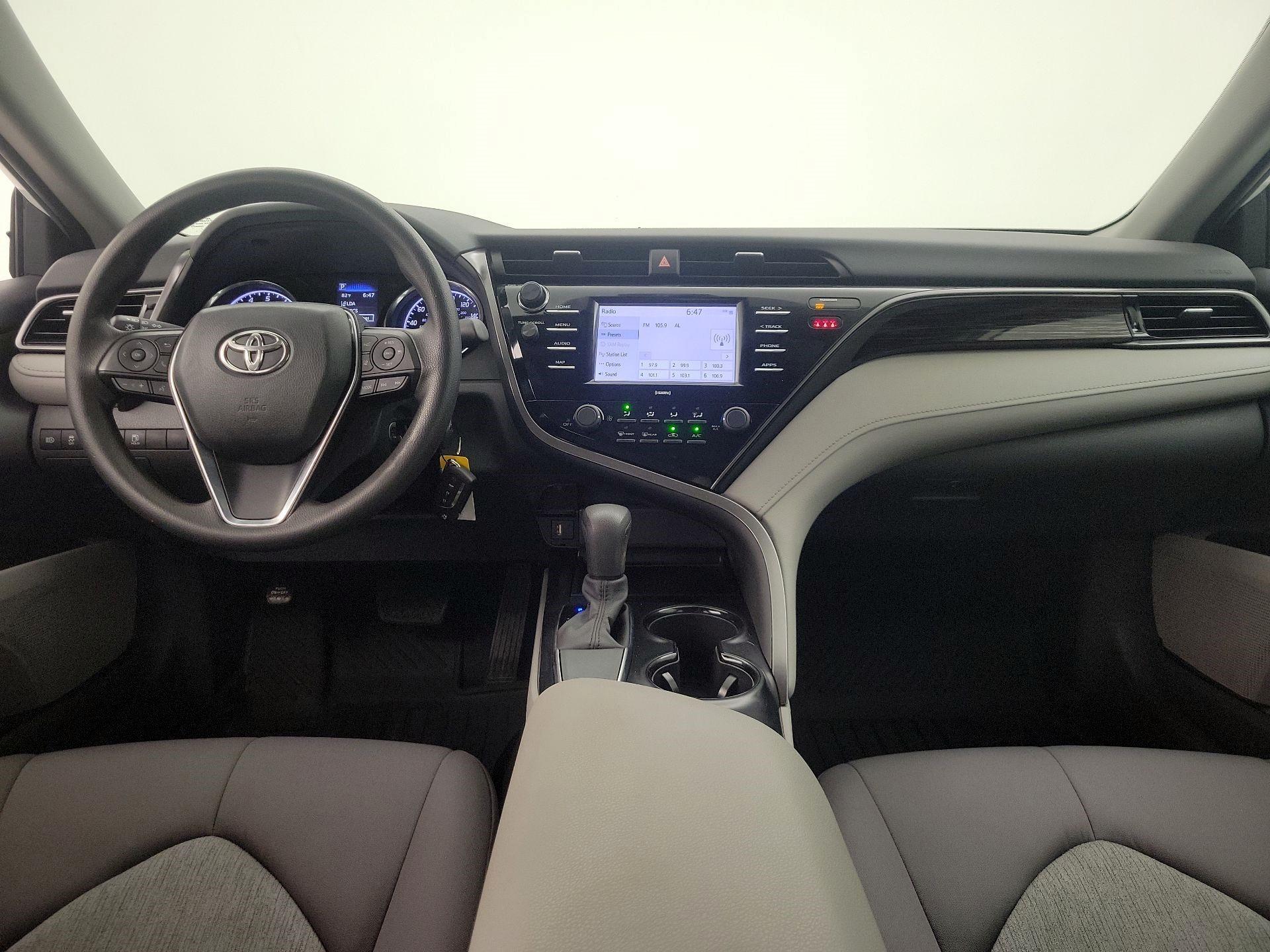 Thumbnail: 2020 Toyota Camry - 9