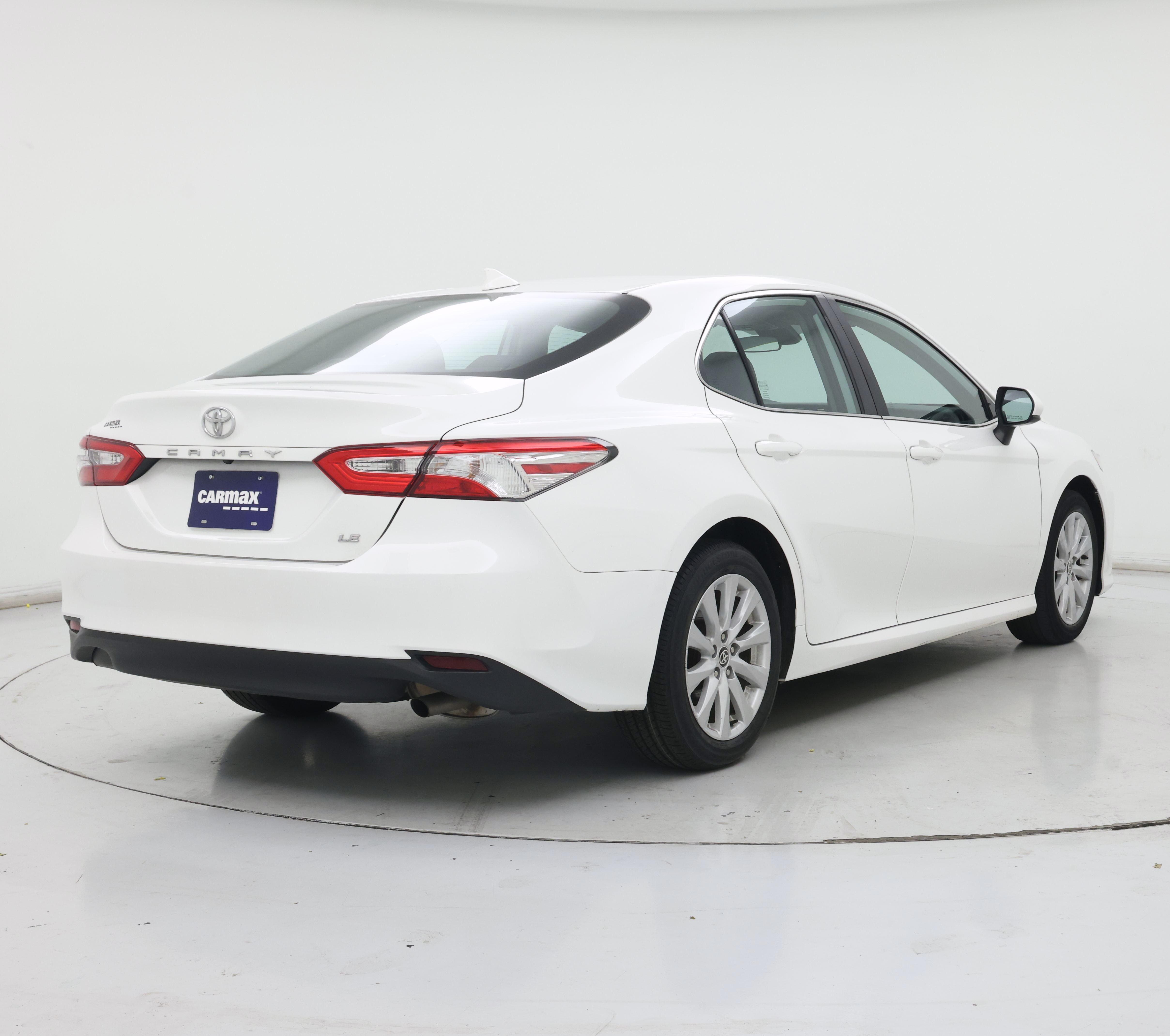 Thumbnail: 2020 Toyota Camry - 8