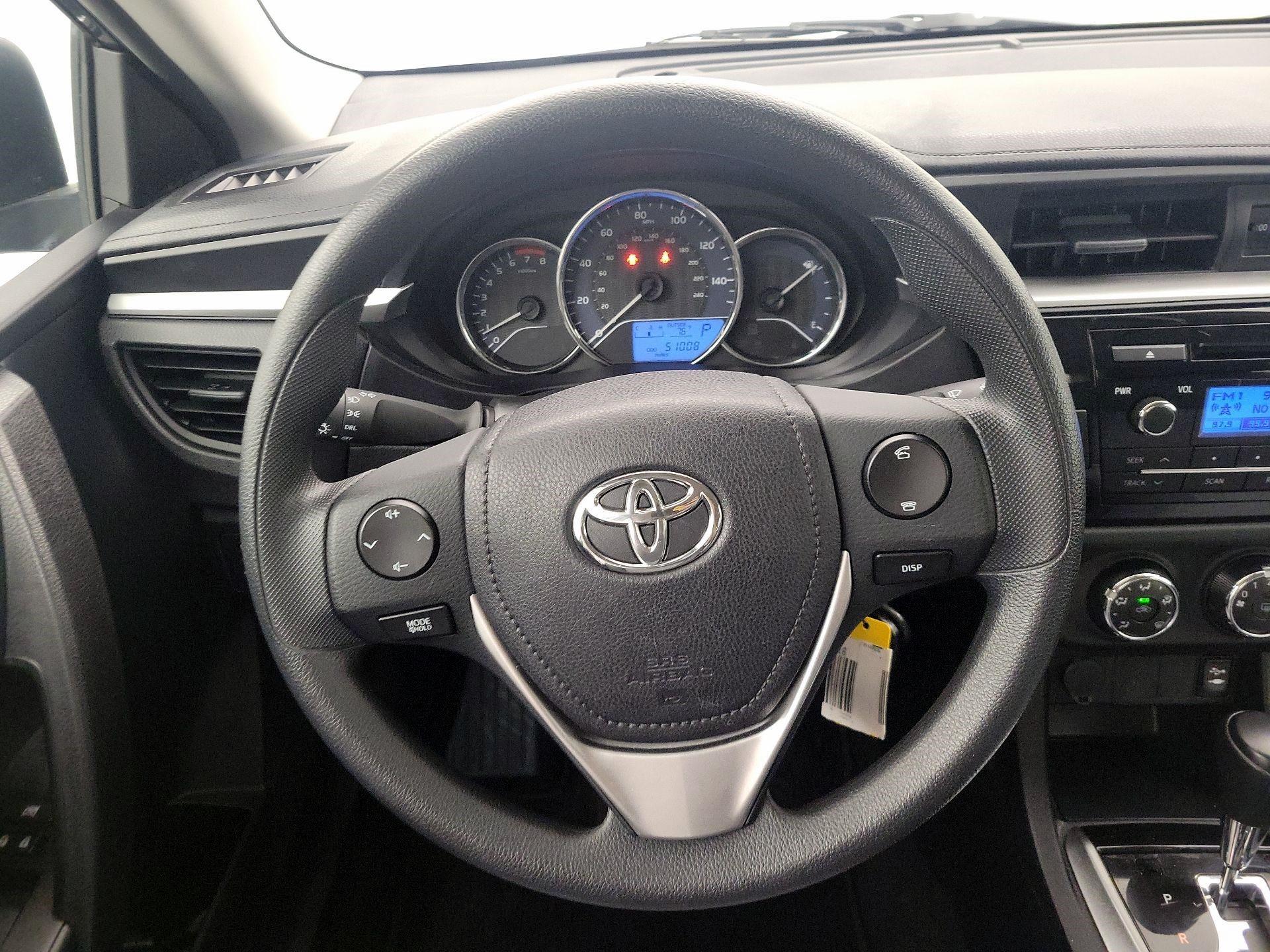 Thumbnail: 2015 Toyota Corolla - 10