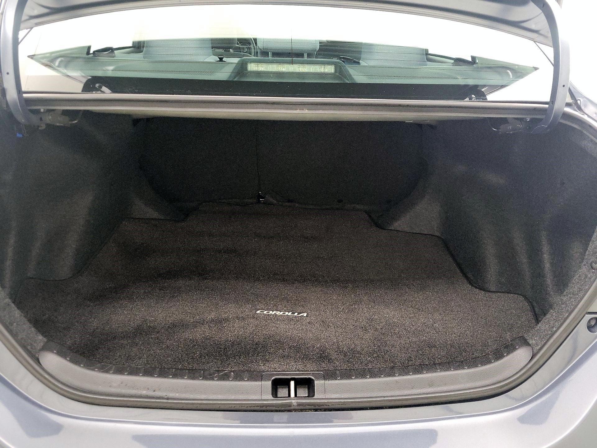 Thumbnail: 2015 Toyota Corolla - 19