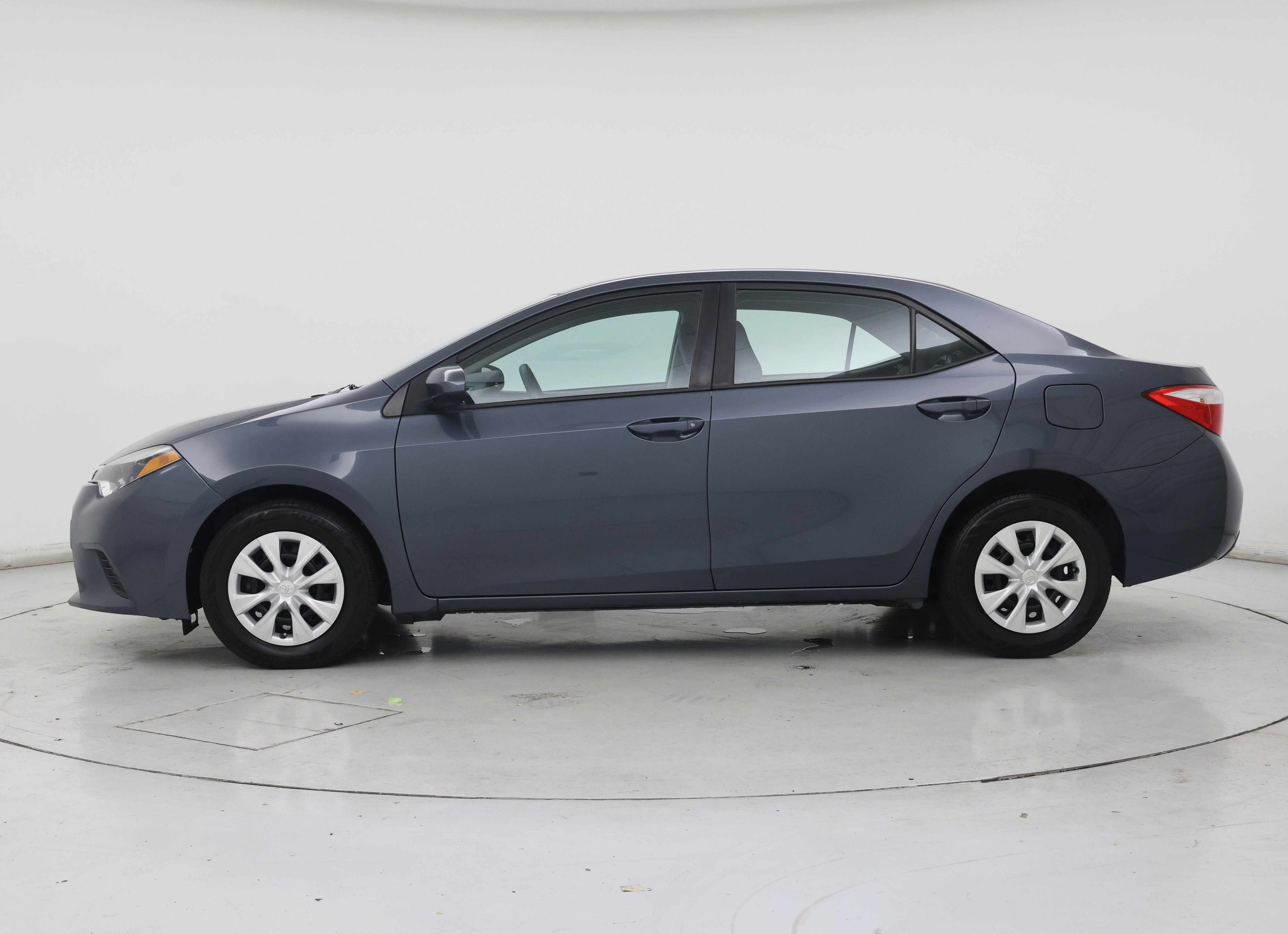 Thumbnail: 2015 Toyota Corolla - 3