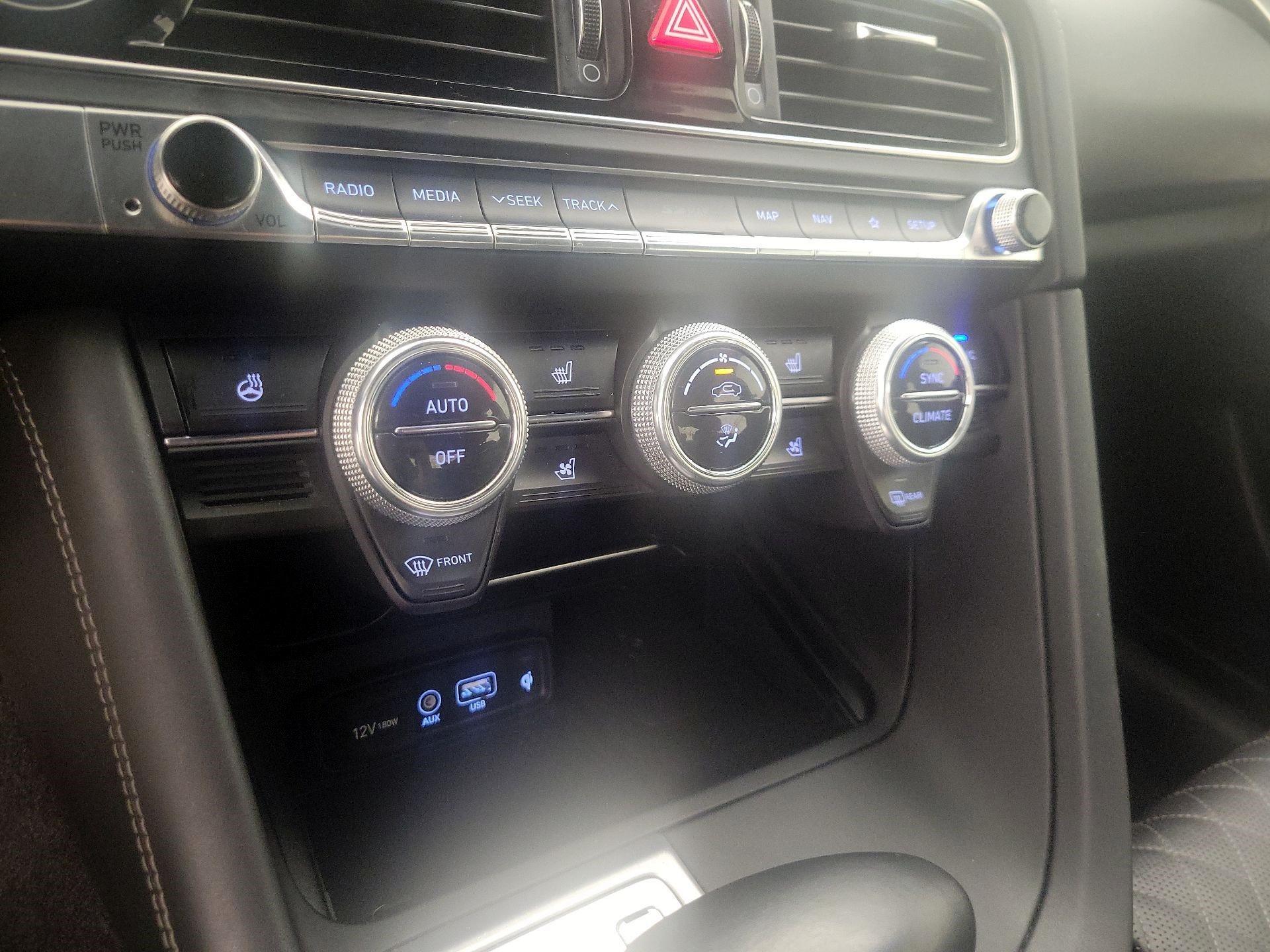 Thumbnail: 2021 Genesis G70 - 17