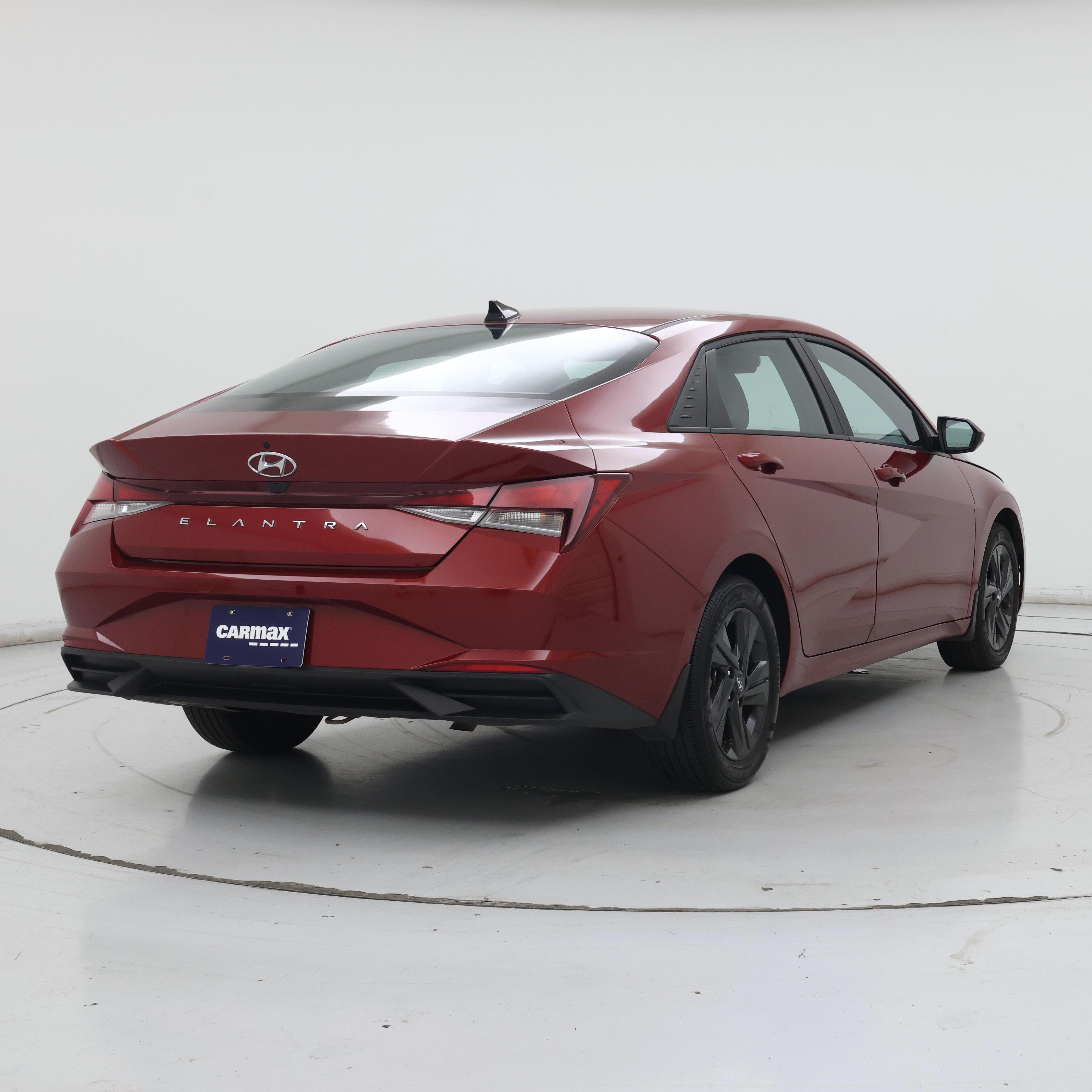 Thumbnail: 2023 Hyundai Elantra - 8