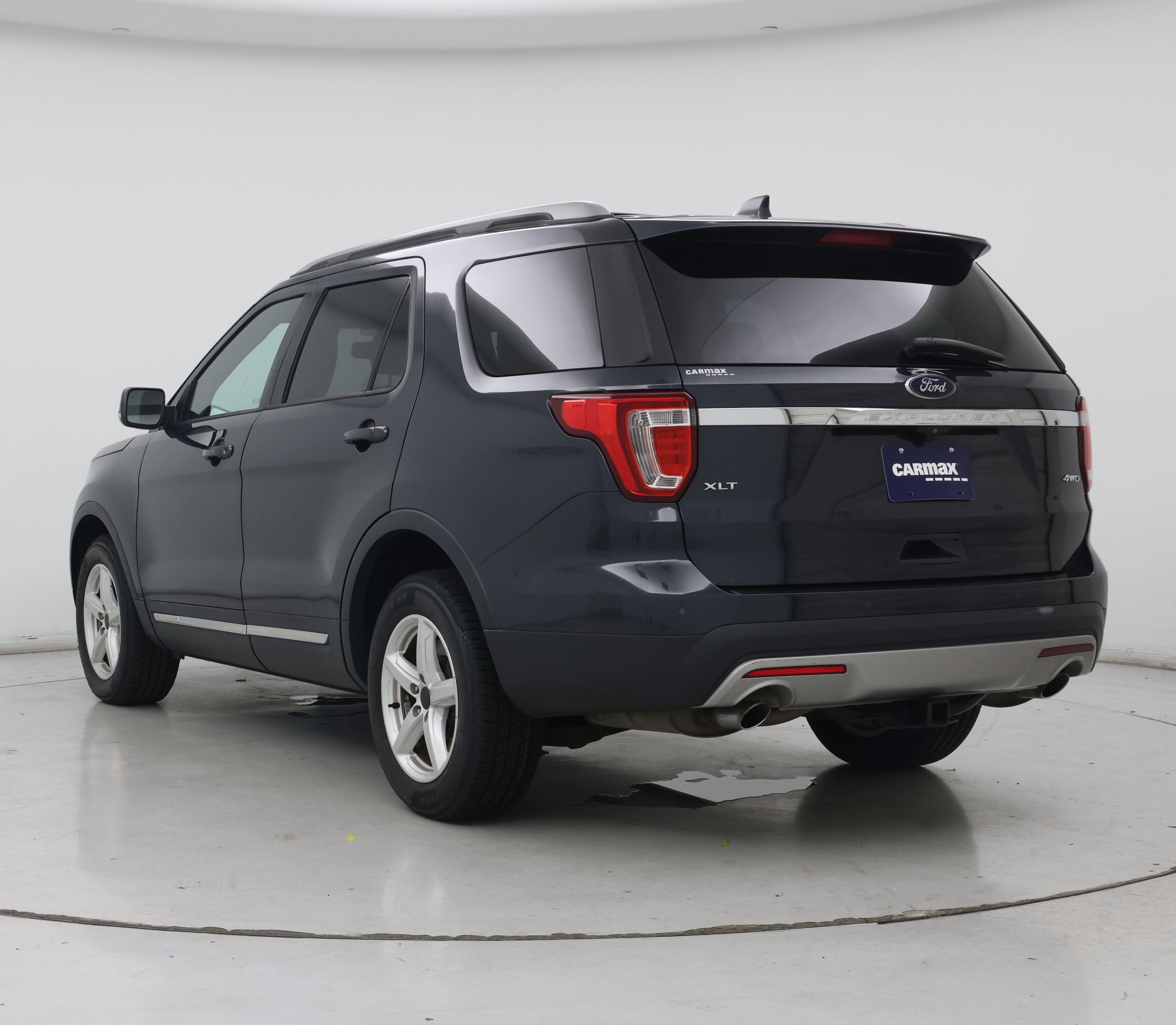 Thumbnail: 2017 Ford Explorer - 2