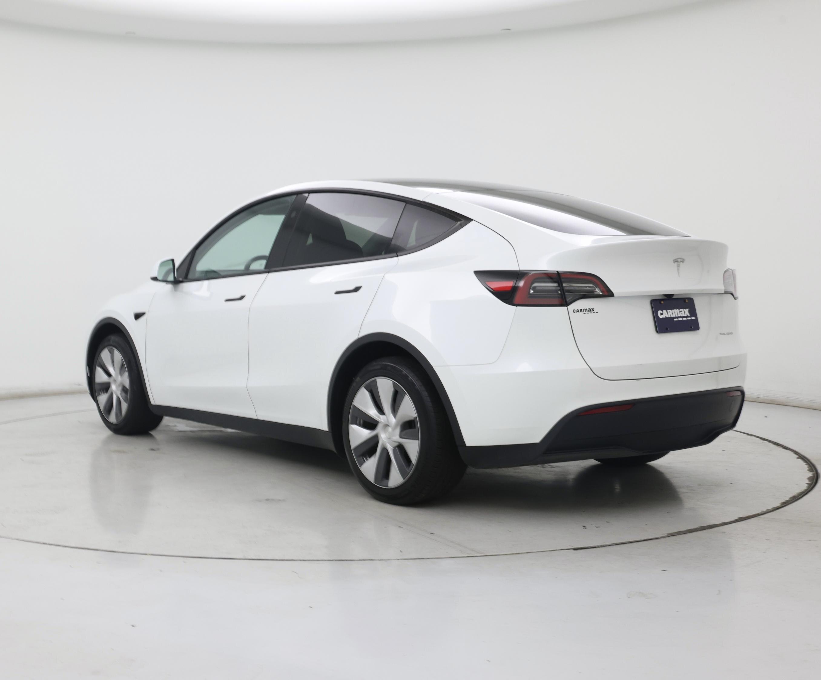 Thumbnail: 2024 Tesla Model Y - 2