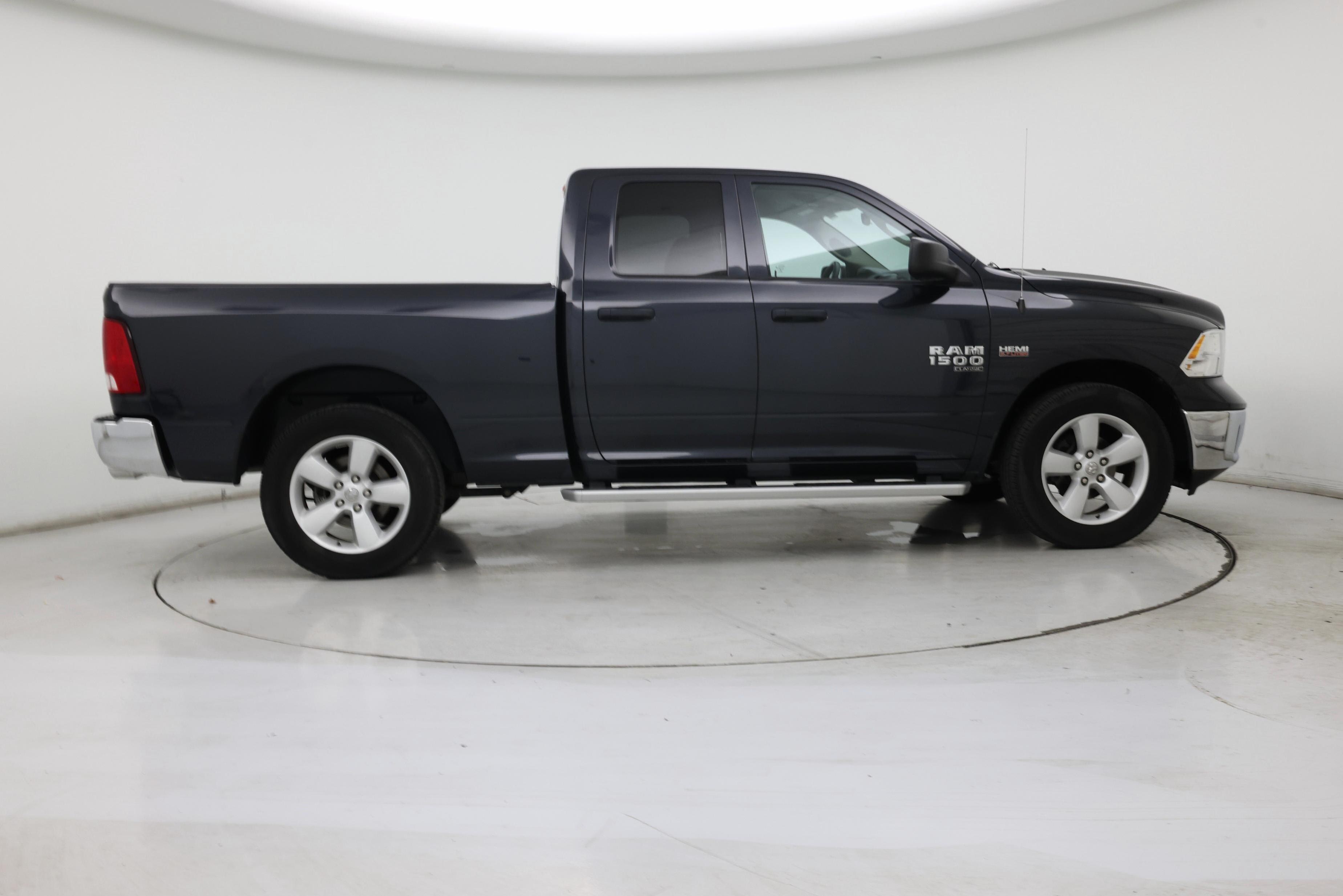 Thumbnail: 2020 RAM 1500 Classic - 7