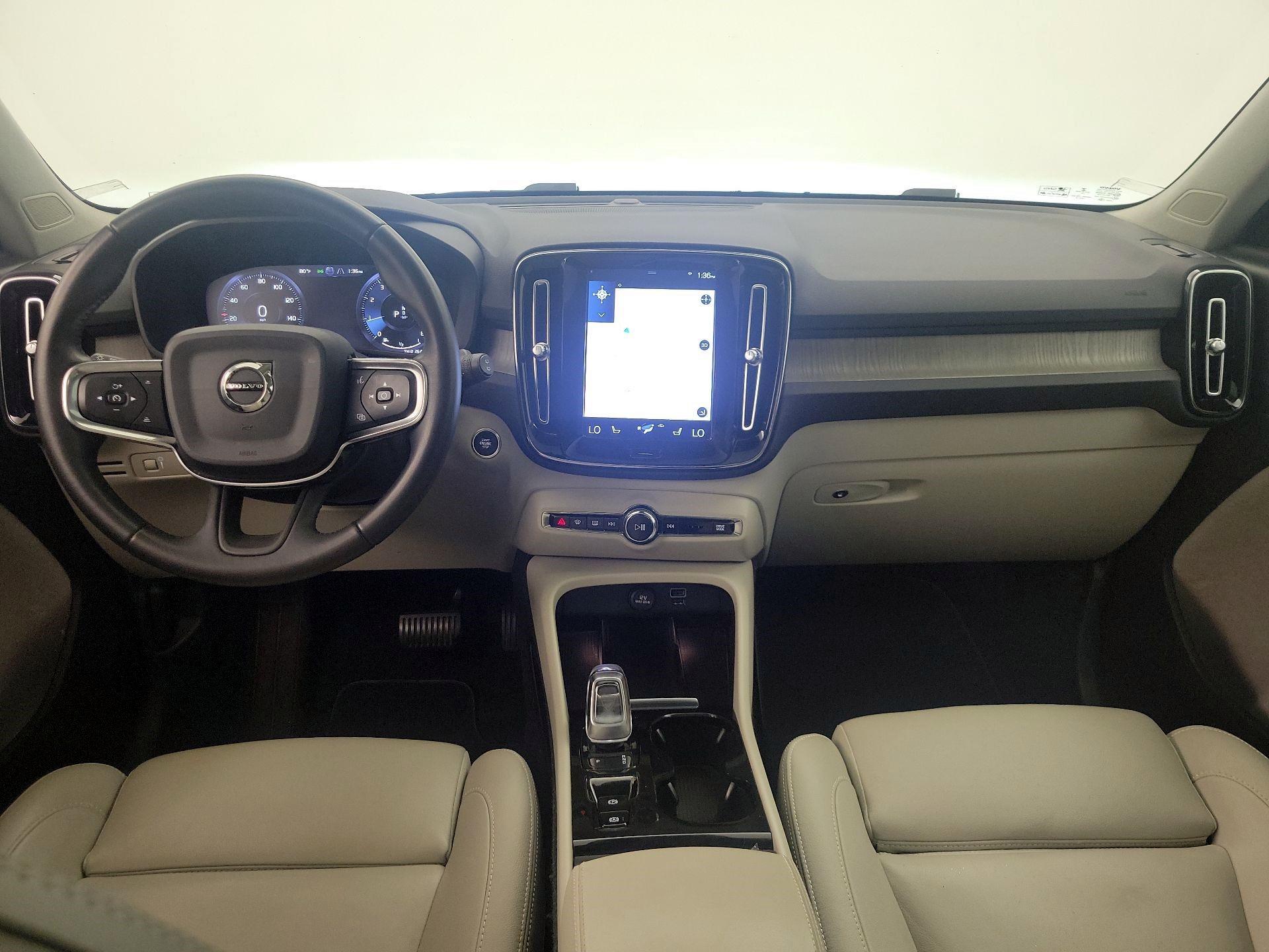 Thumbnail: 2020 Volvo XC40 - 9