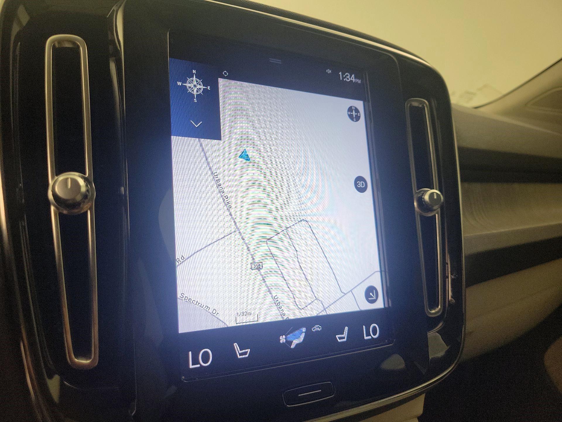 Thumbnail: 2020 Volvo XC40 - 14