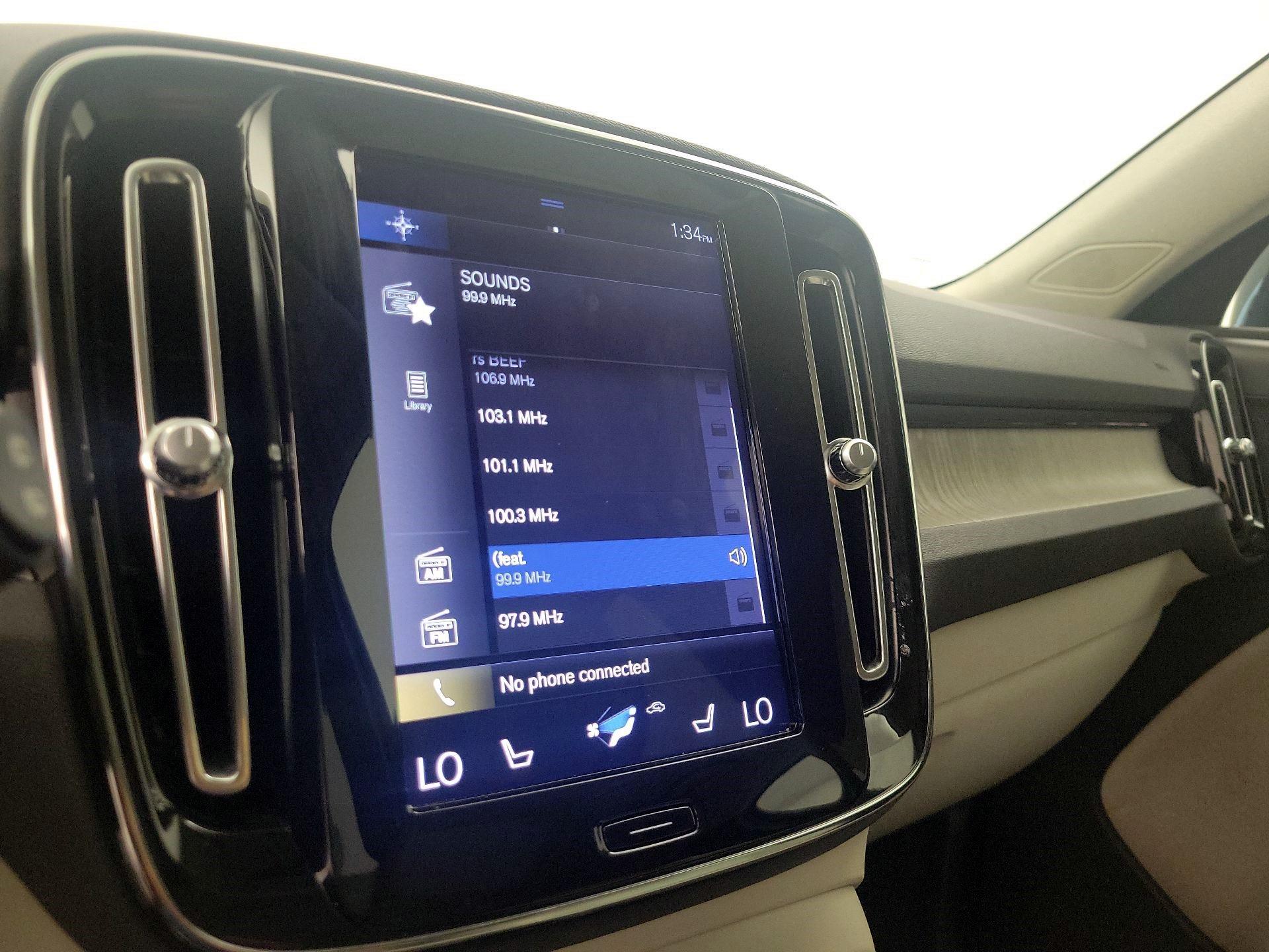 Thumbnail: 2020 Volvo XC40 - 16