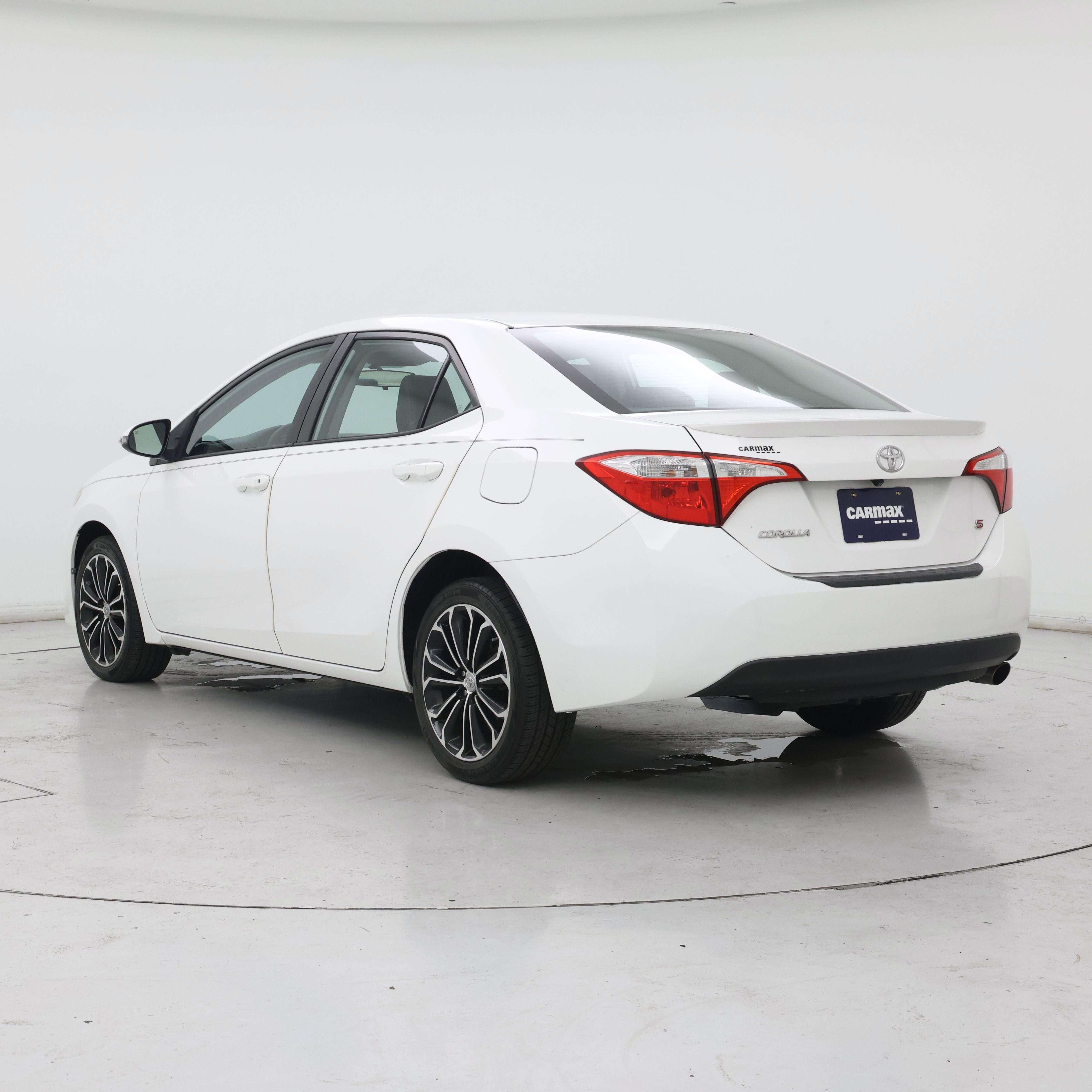 Thumbnail: 2015 Toyota Corolla - 2