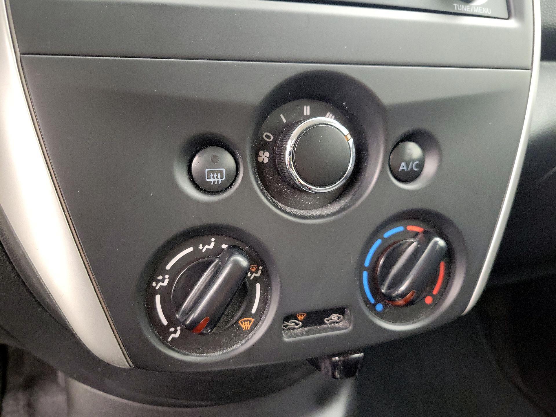 Thumbnail: 2016 Nissan Versa - 15