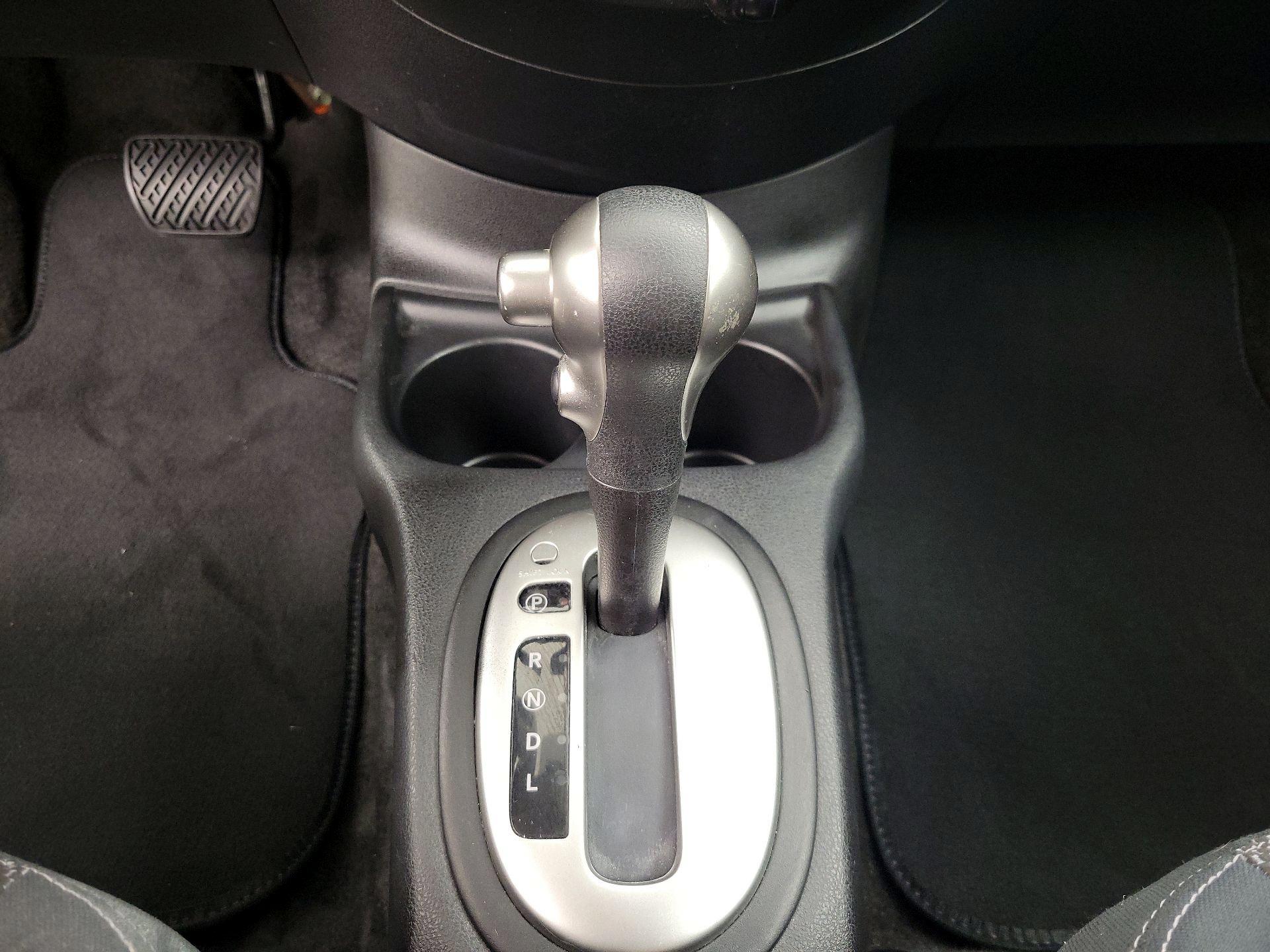 Thumbnail: 2016 Nissan Versa - 16