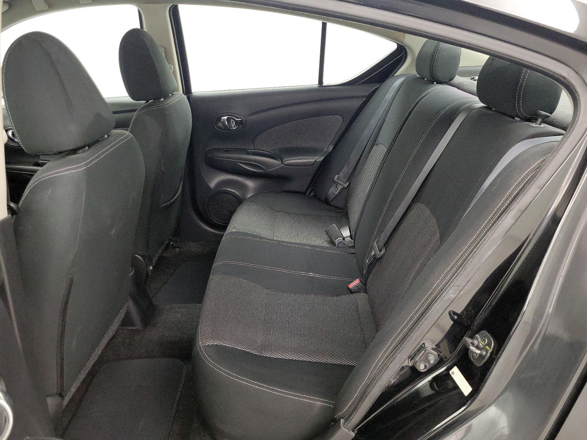 Thumbnail: 2016 Nissan Versa - 18